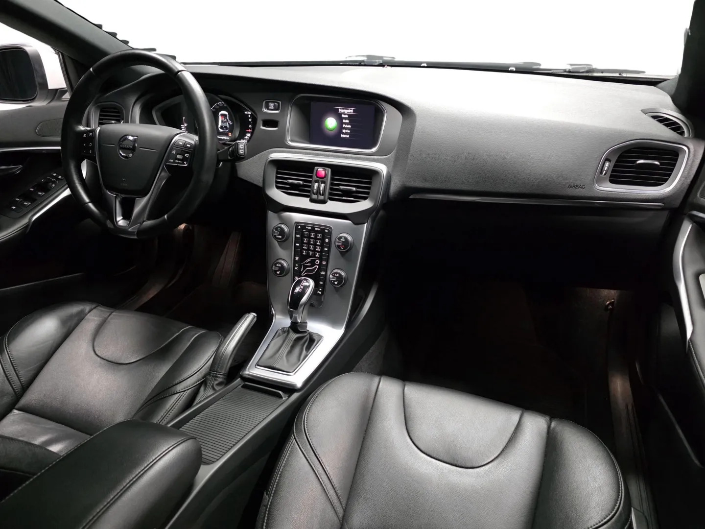 Autokuva 15 - KST-556