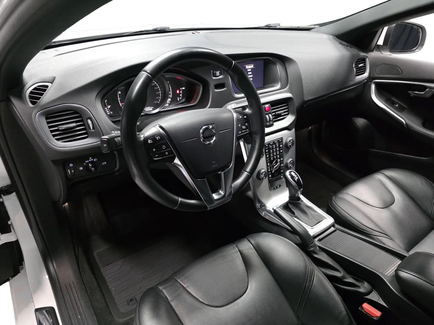 Autokuva 8 - KST-556