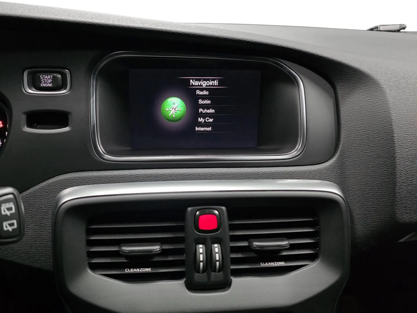 Autokuva 13 - KST-556