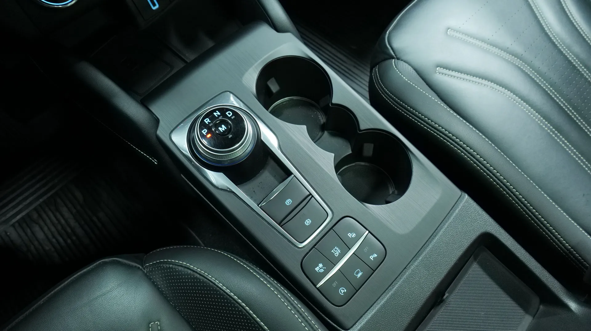 Autokuva 10 - KTS-381