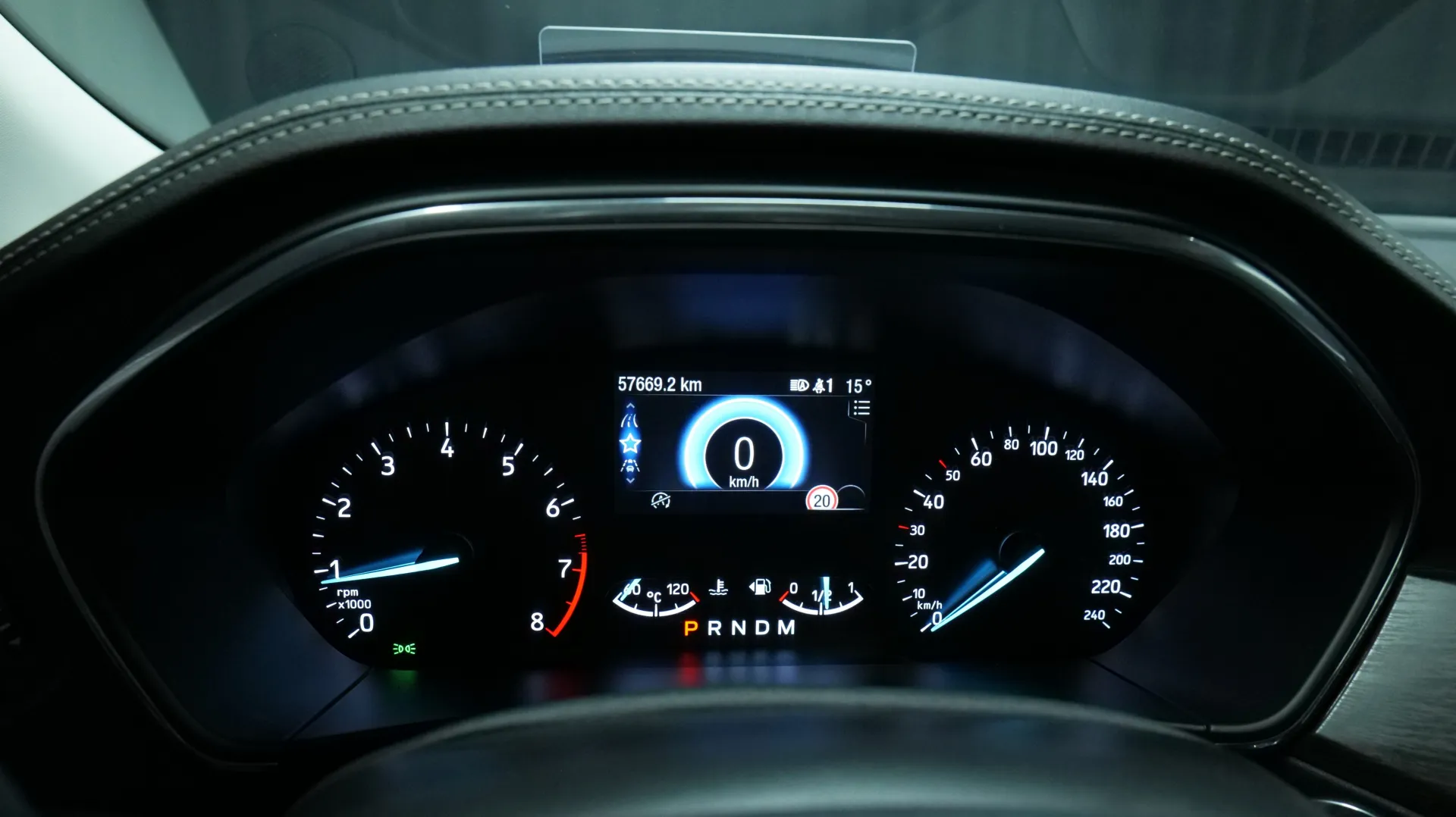 Autokuva 6 - KTS-381