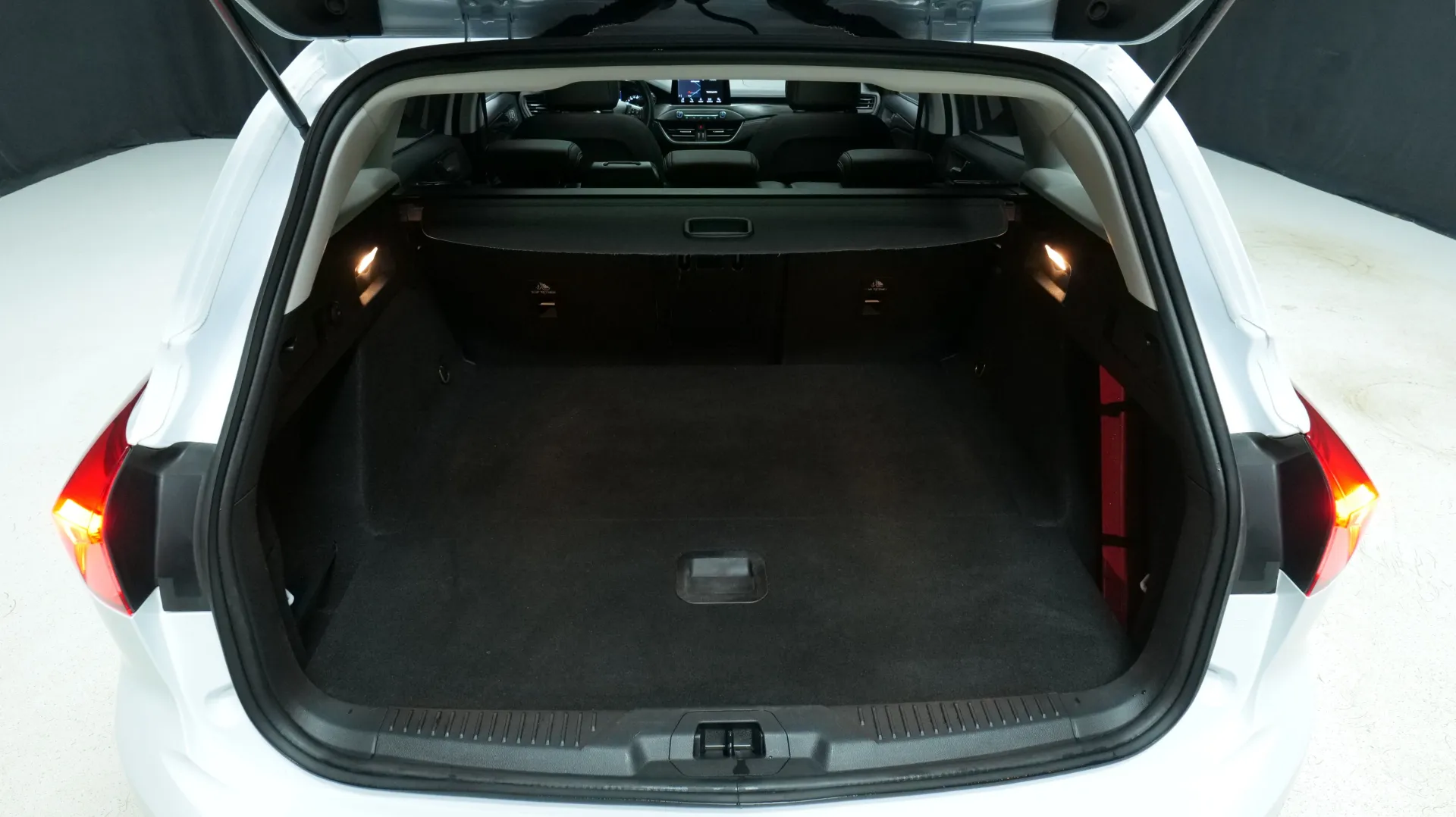 Autokuva 17 - KTS-381