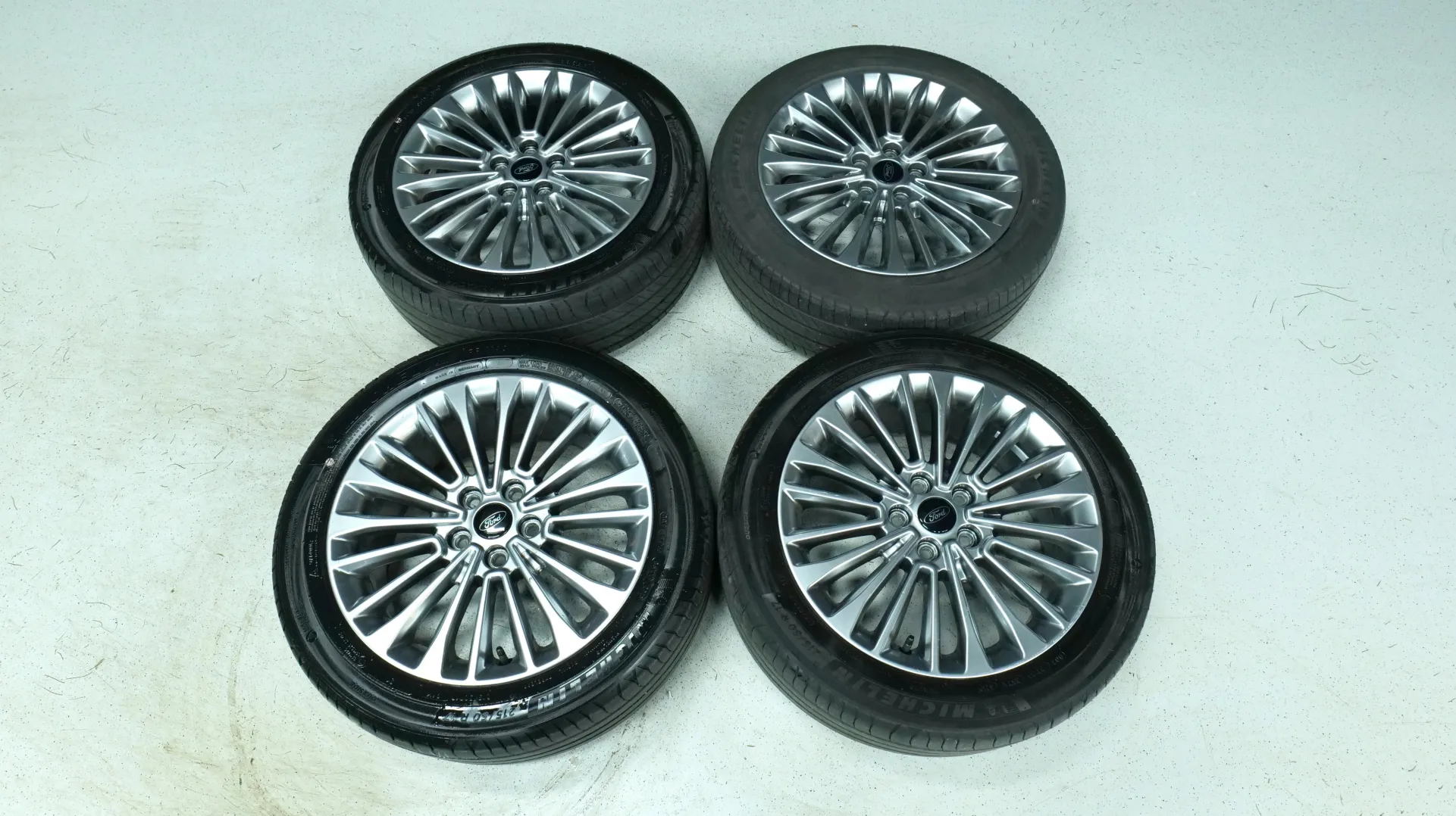 Autokuva 20 - KTS-381