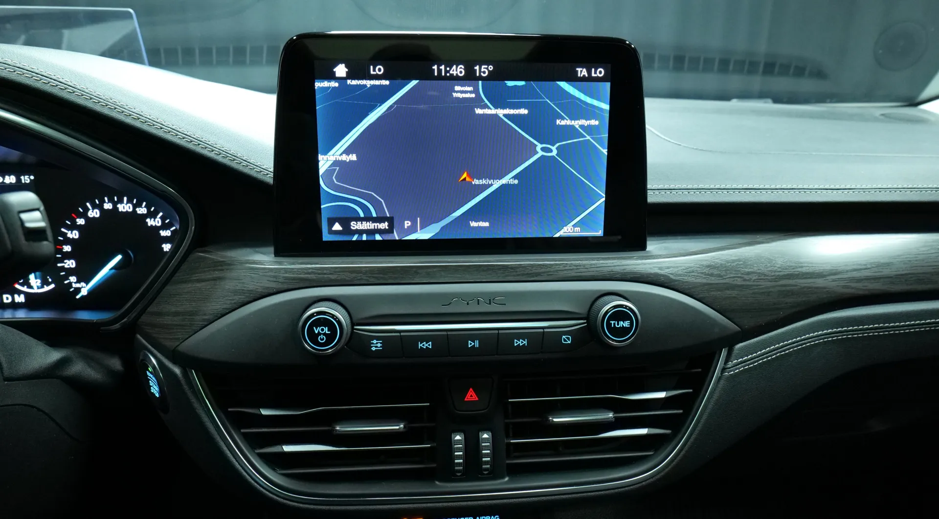 Autokuva 7 - KTS-381