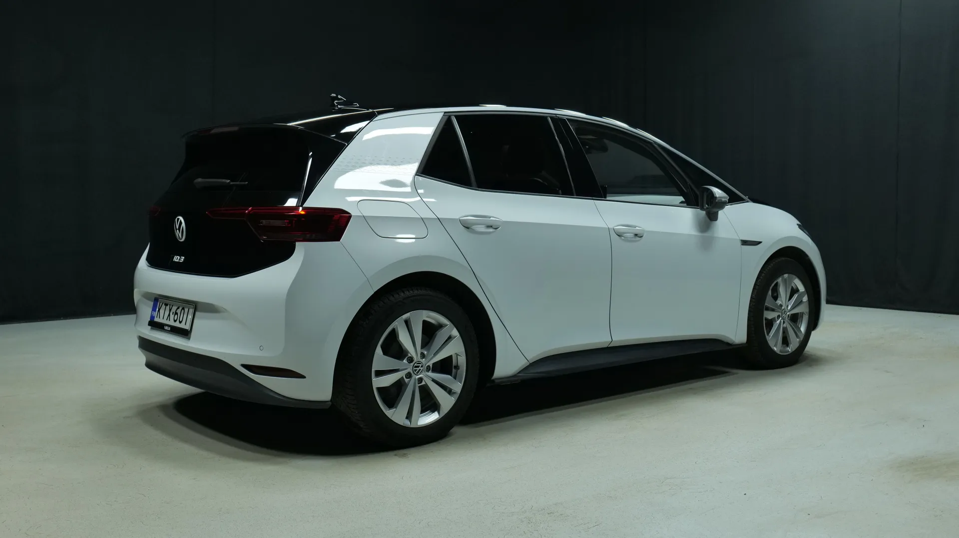 Autokuva 3 - KTX-601