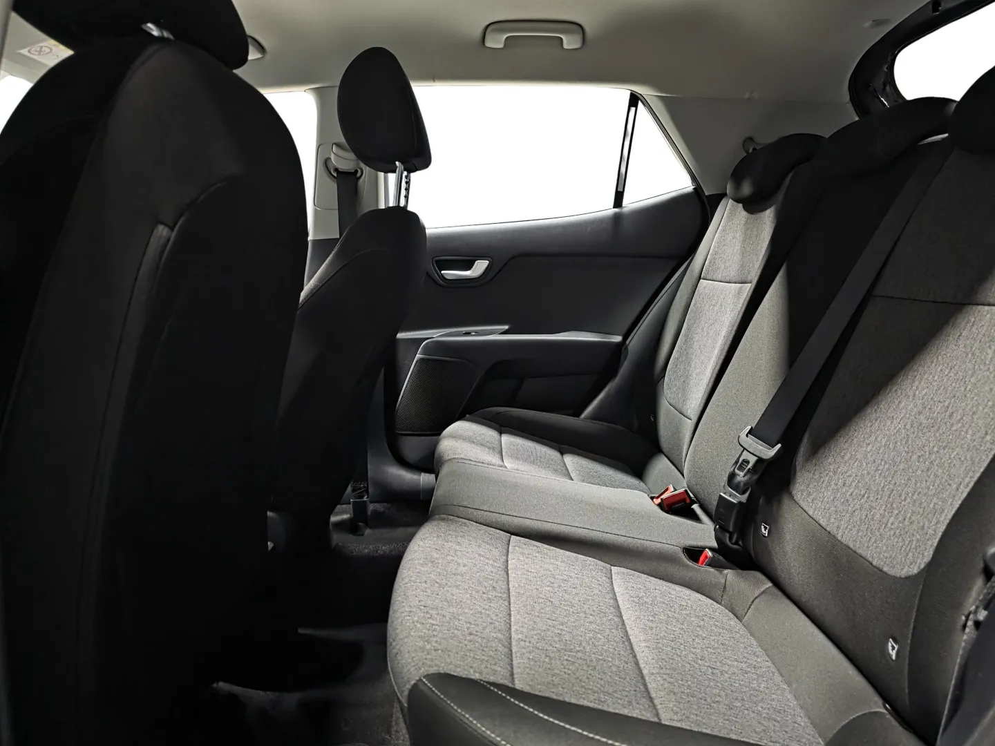 Autokuva 9 - KTZ-438