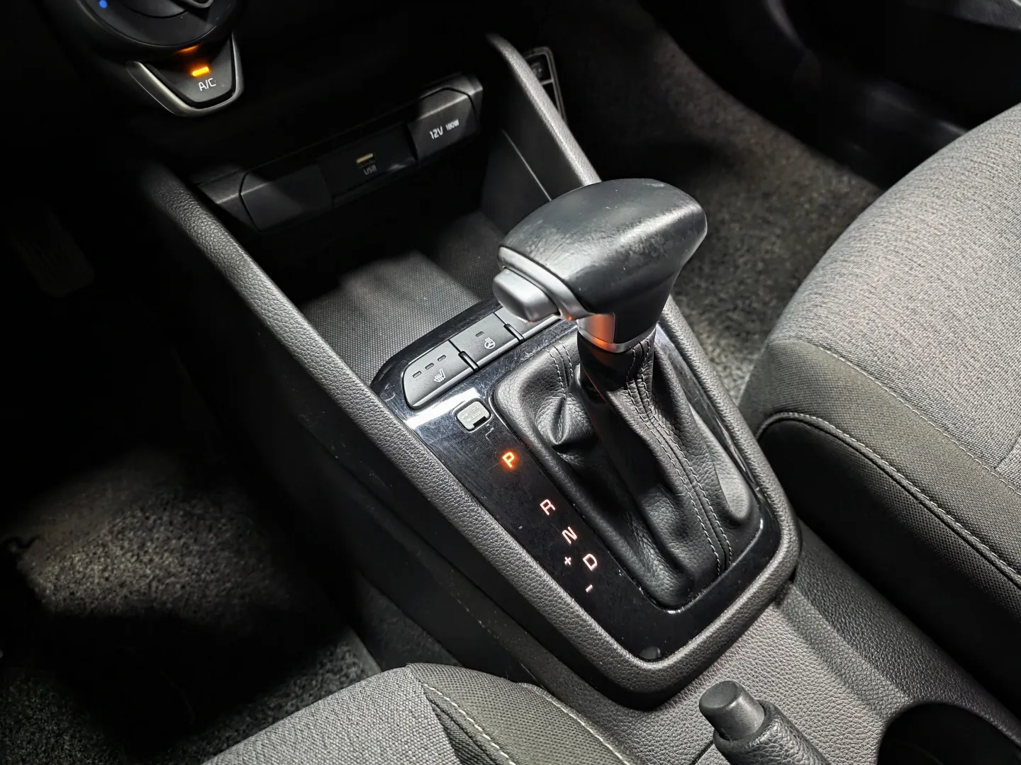 Autokuva 14 - KTZ-438