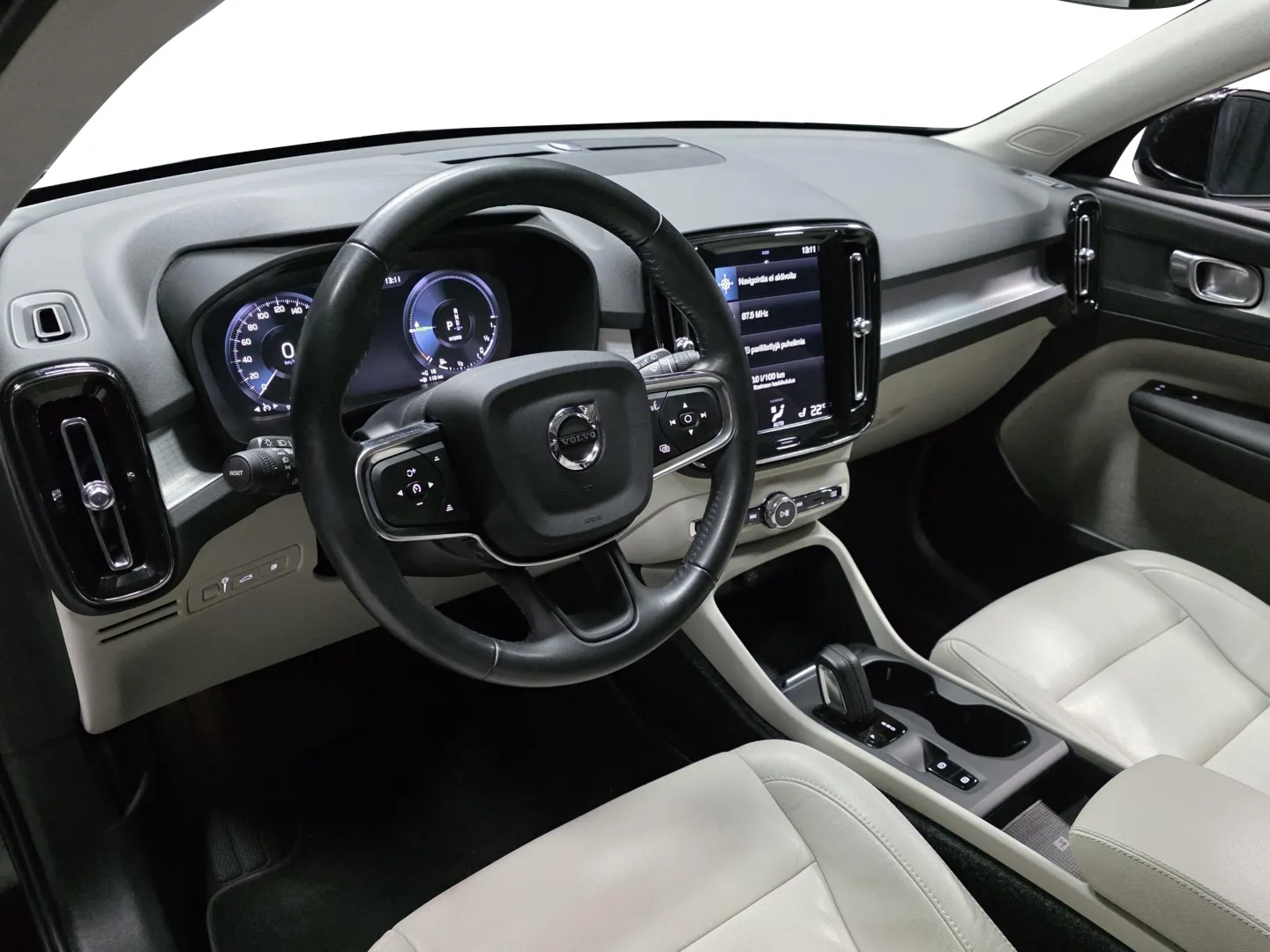 Autokuva 8 - KUH-778