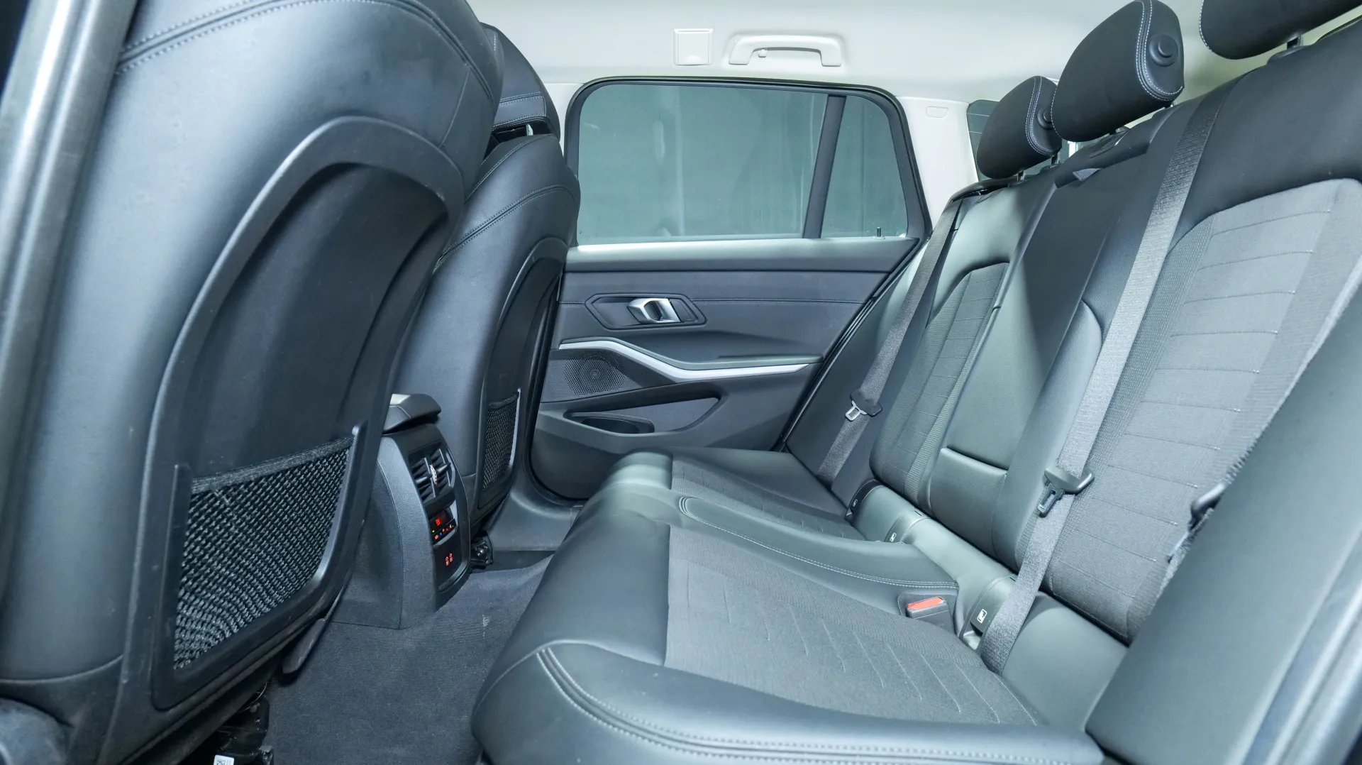 Autokuva 14 - KUL-430