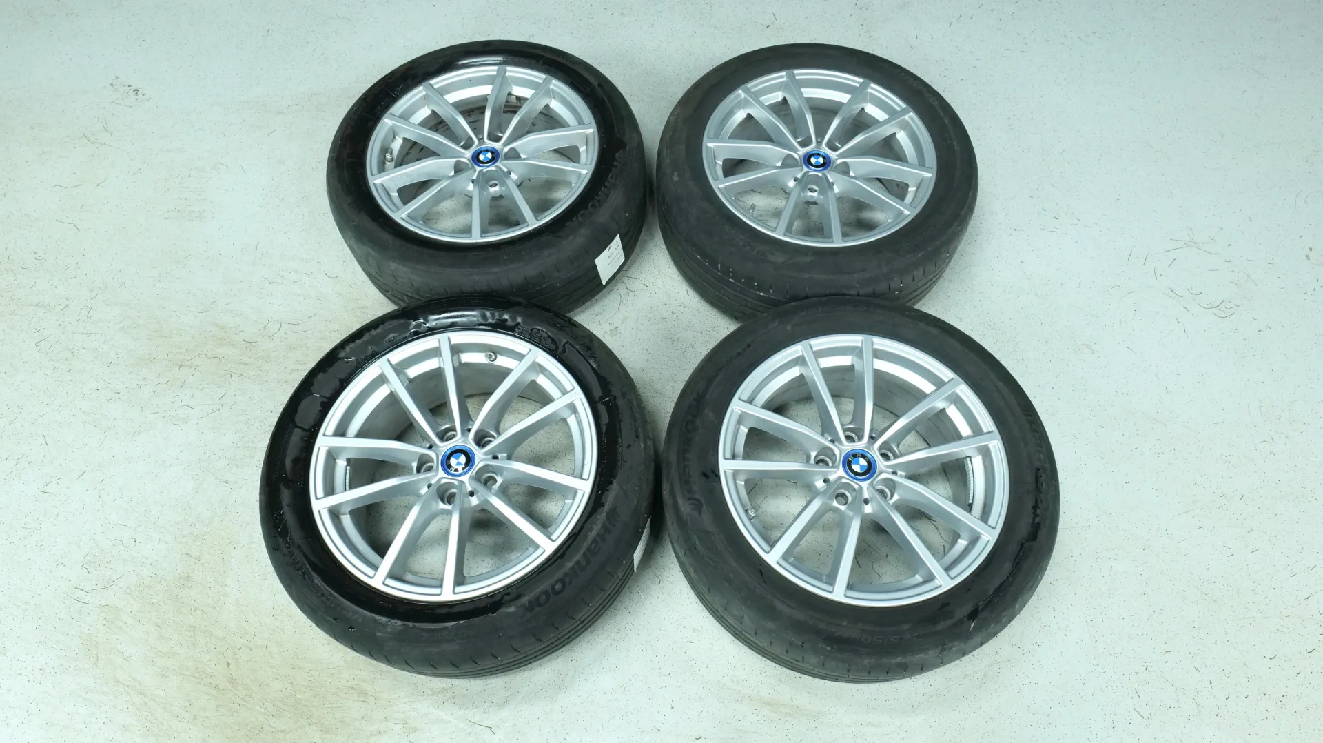 Autokuva 17 - KUL-430