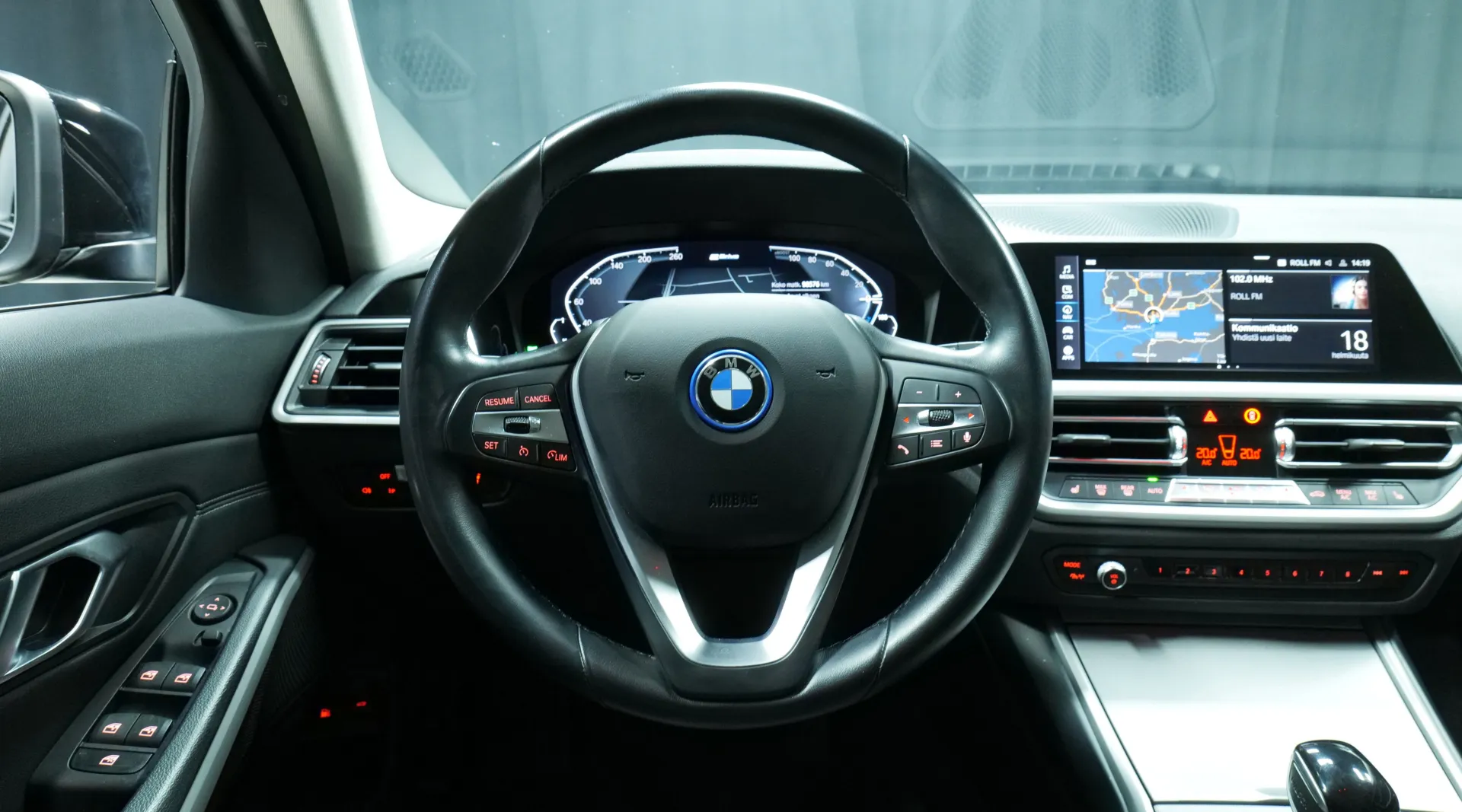 Autokuva 13 - KUL-430