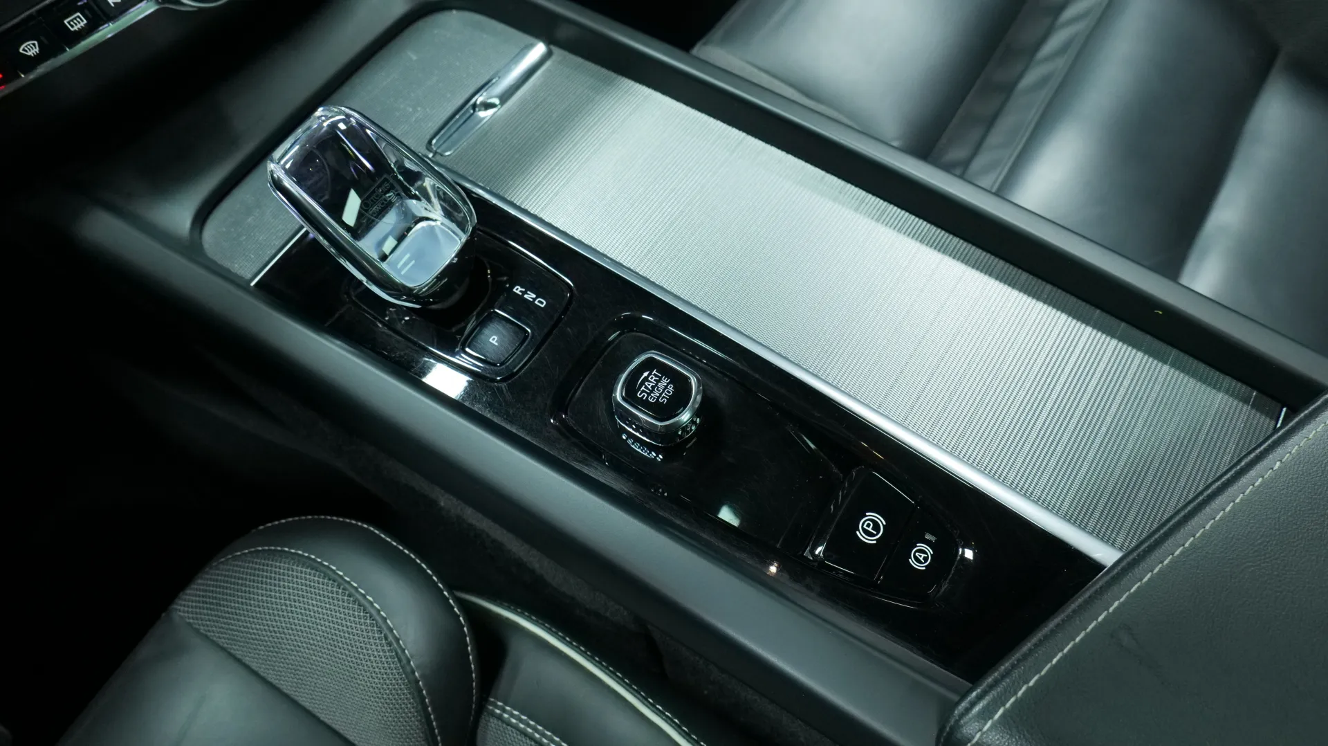 Autokuva 9 - KUR-288