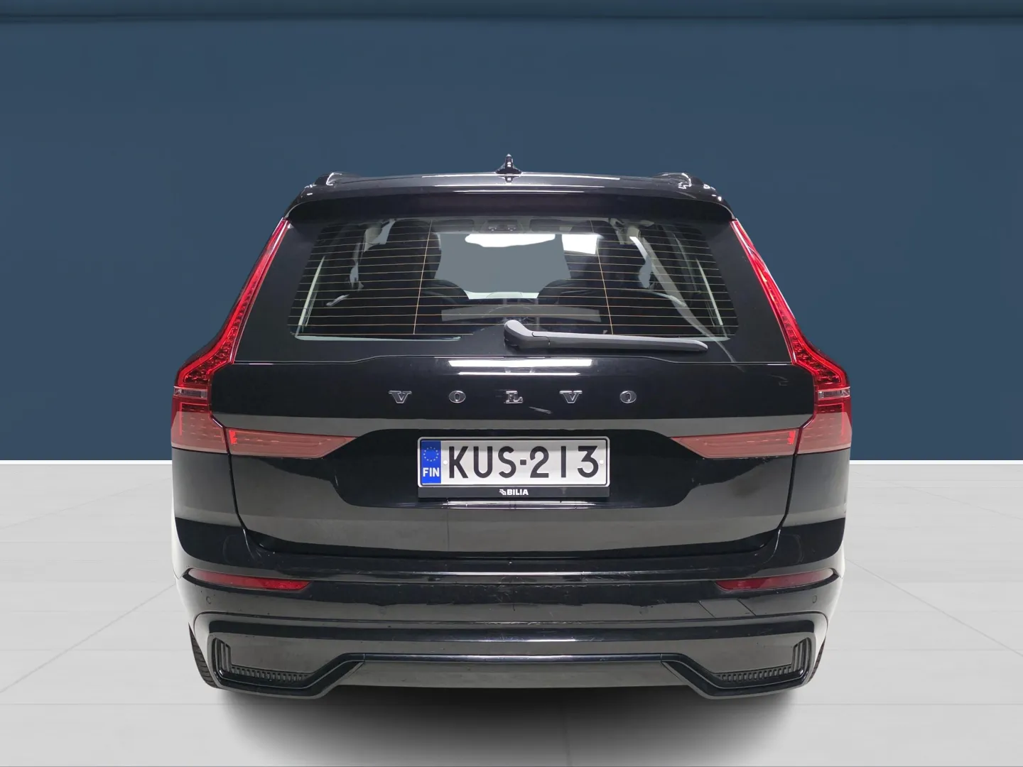 Autokuva 5 - KUS-213