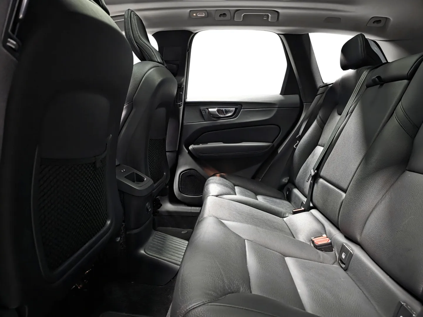 Autokuva 9 - KUS-213