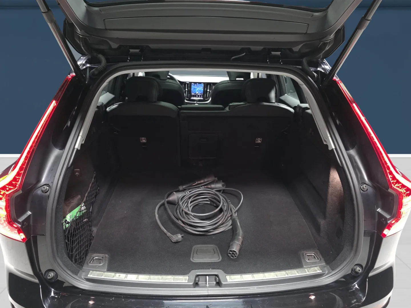 Autokuva 11 - KUS-213