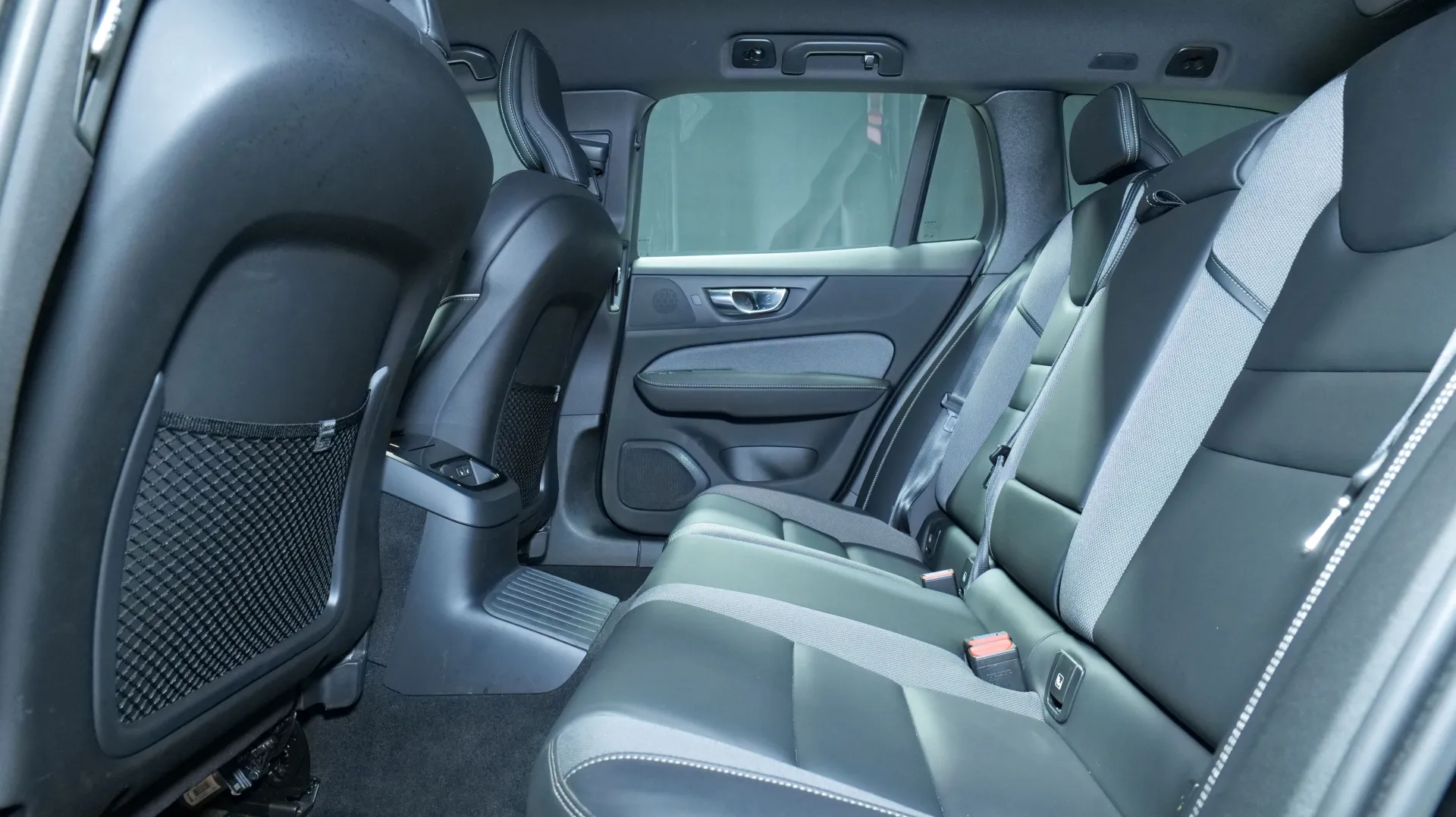 Autokuva 16 - KUS-625