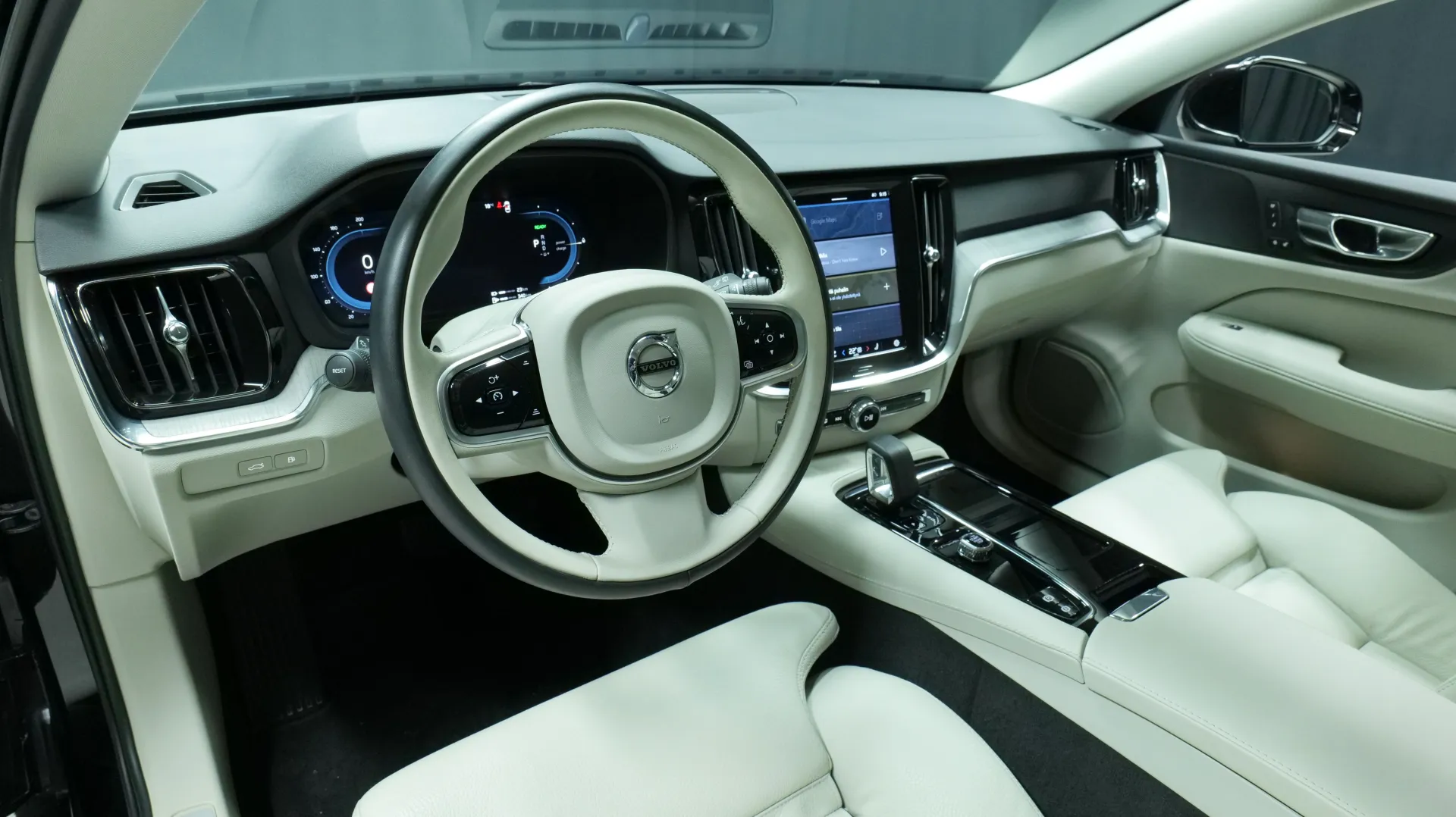 Autokuva 11 - KUS-628