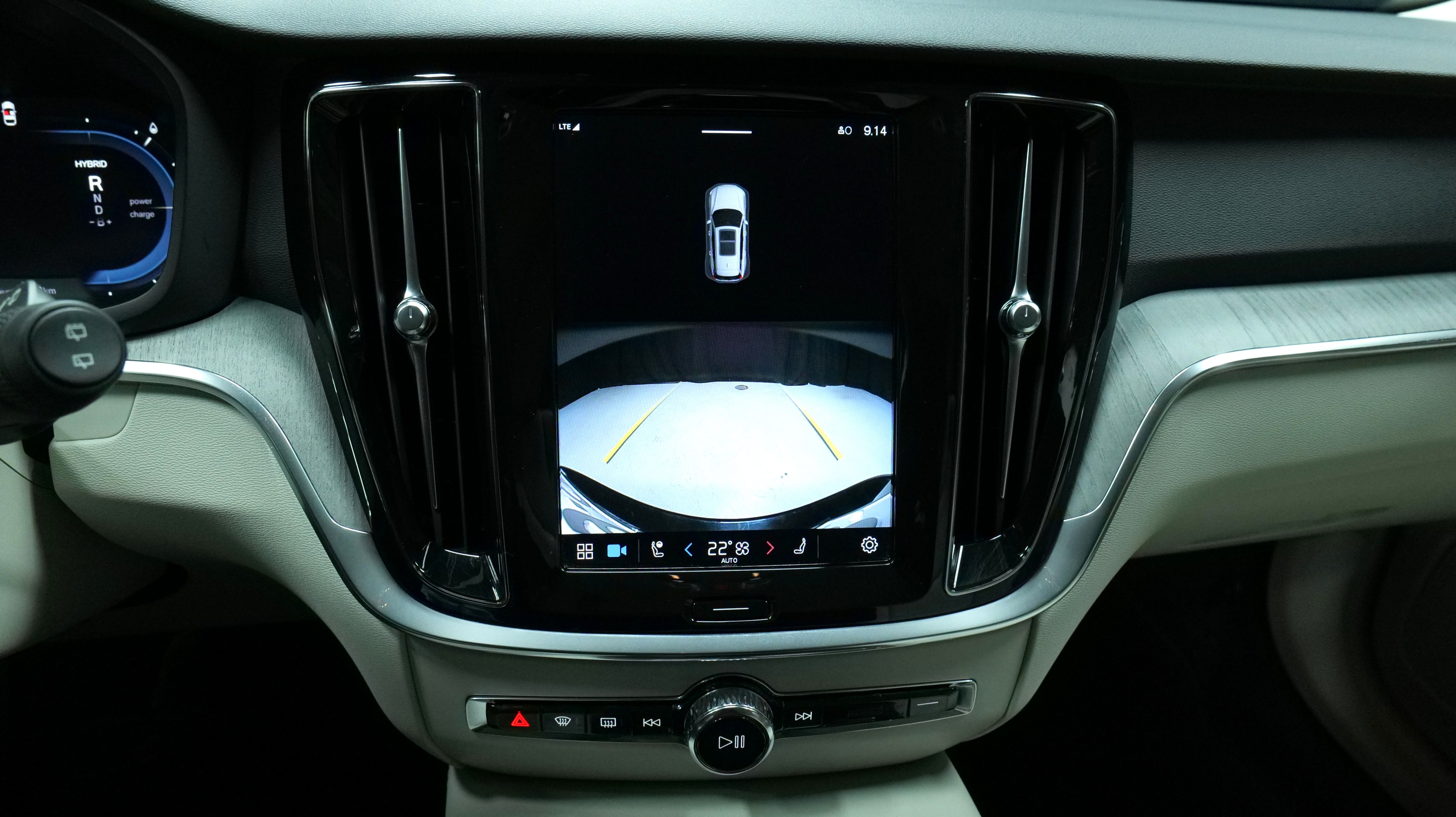 Volvo V60 2023, kuva 7/21