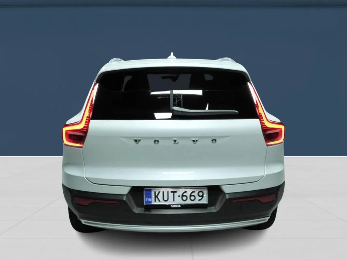 Autokuva 5 - KUT-669