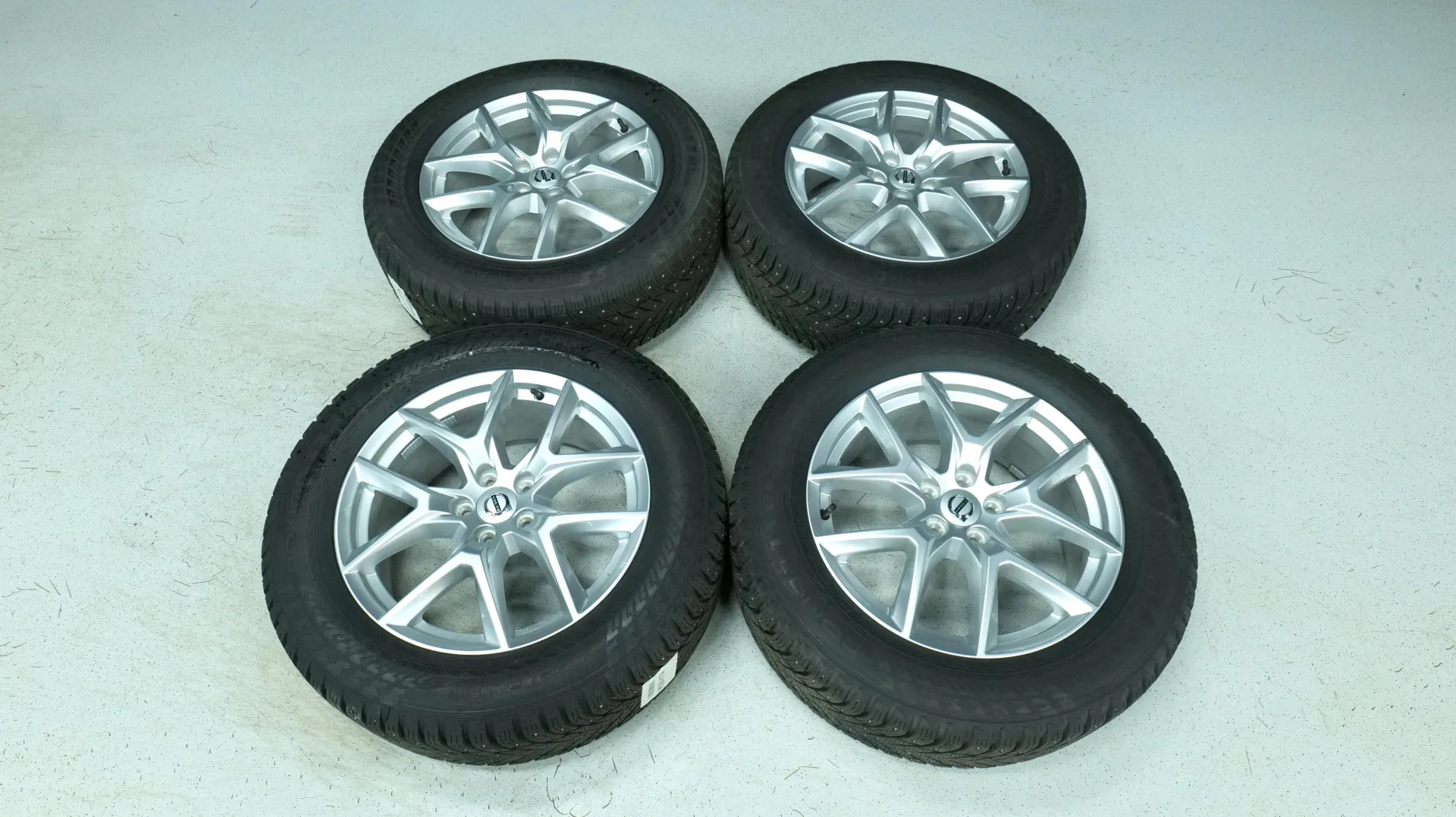 Autokuva 19 - KUX-174