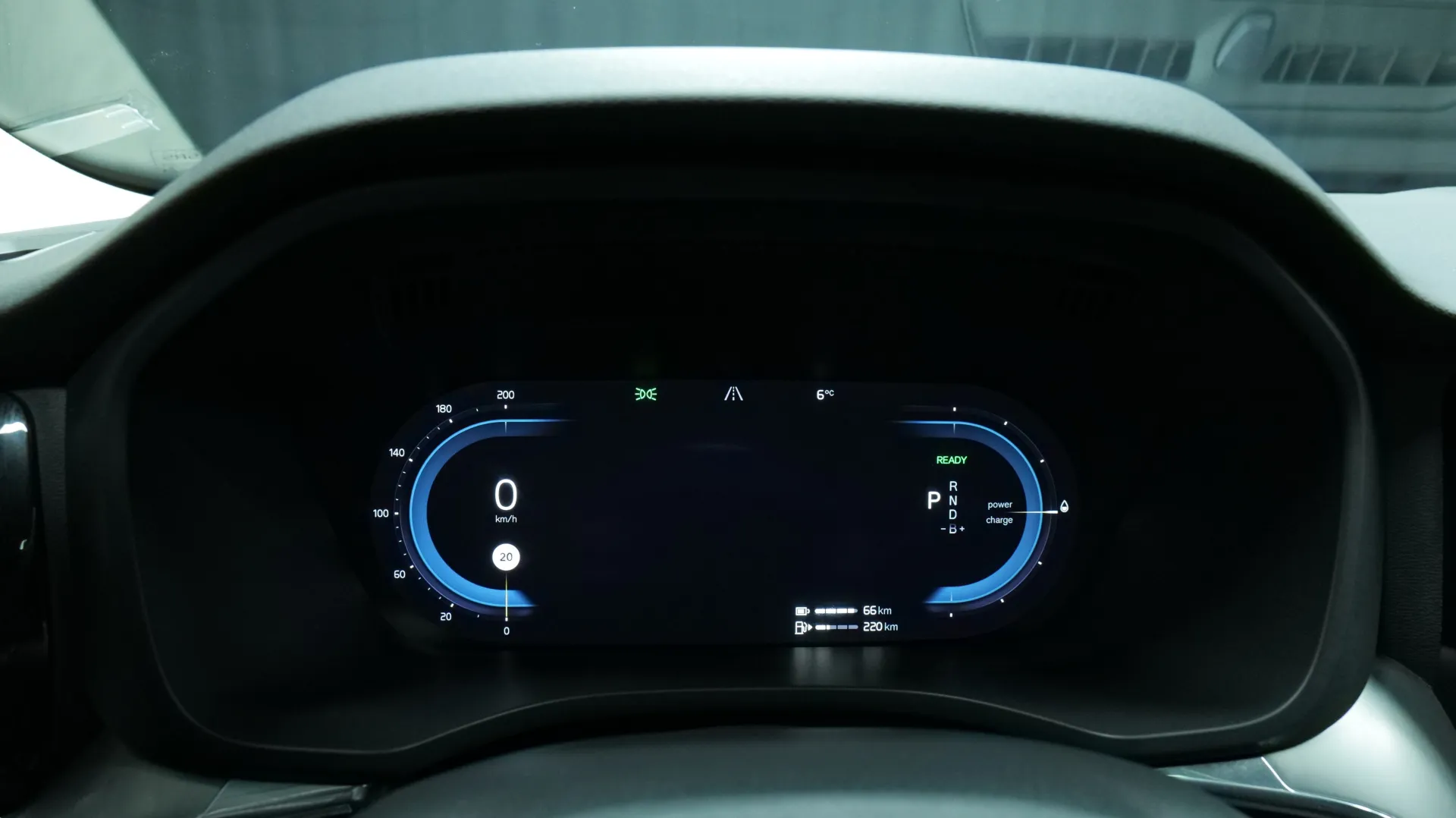 Autokuva 6 - KUX-174