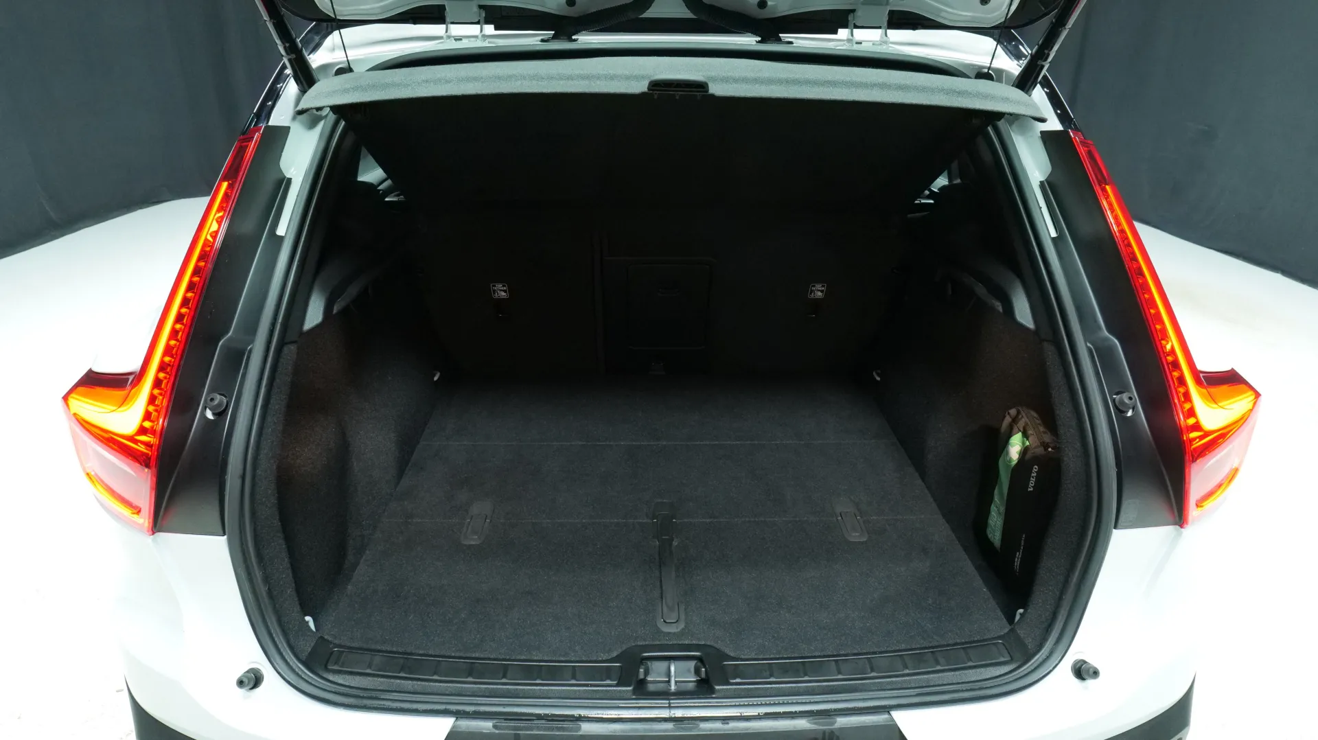 Autokuva 16 - KUX-653