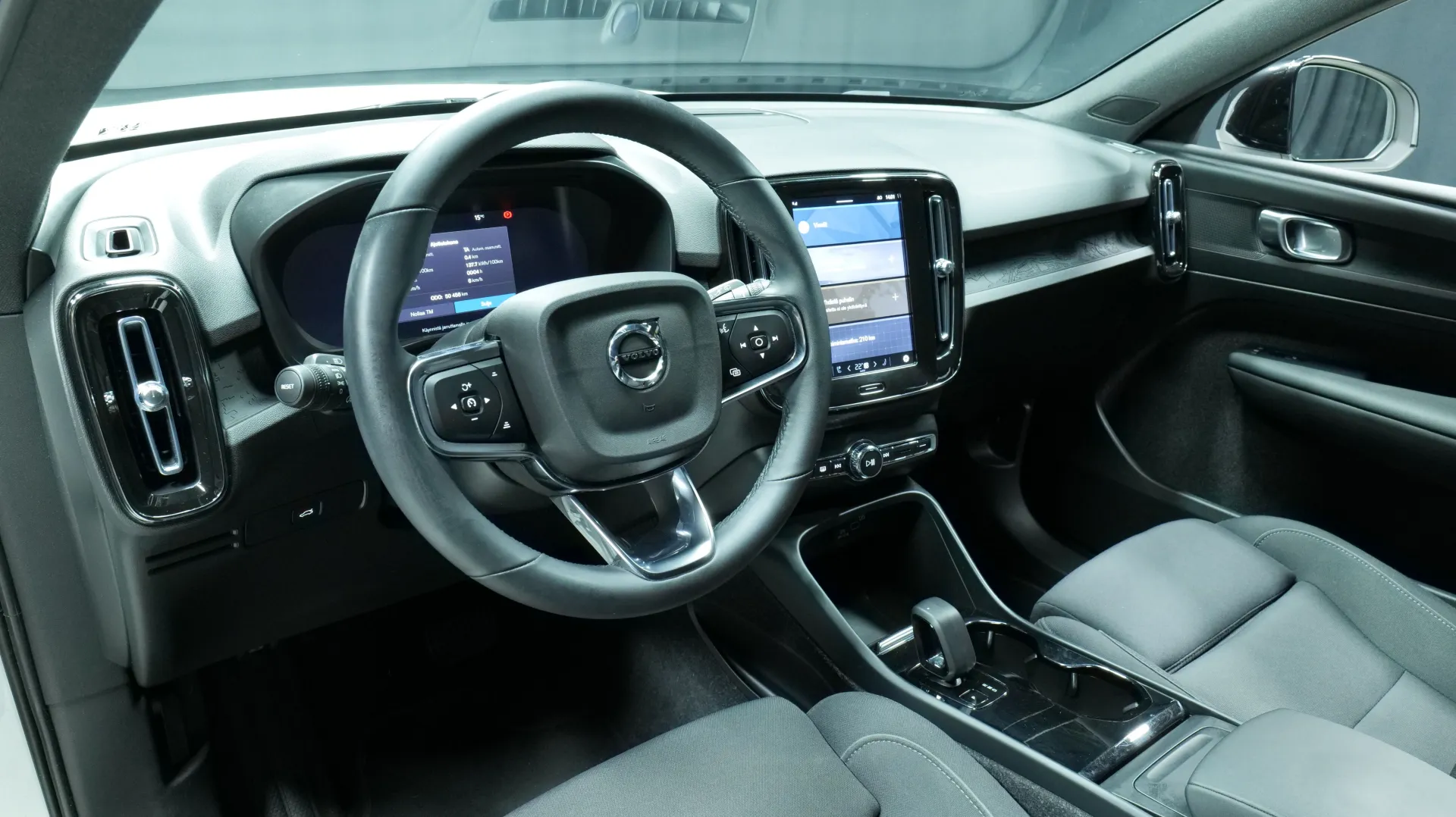 Autokuva 11 - KUX-653