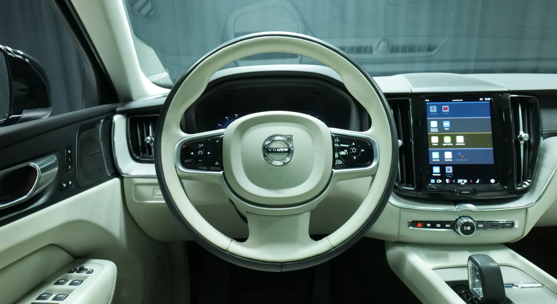 Autokuva 15 - KUX-712