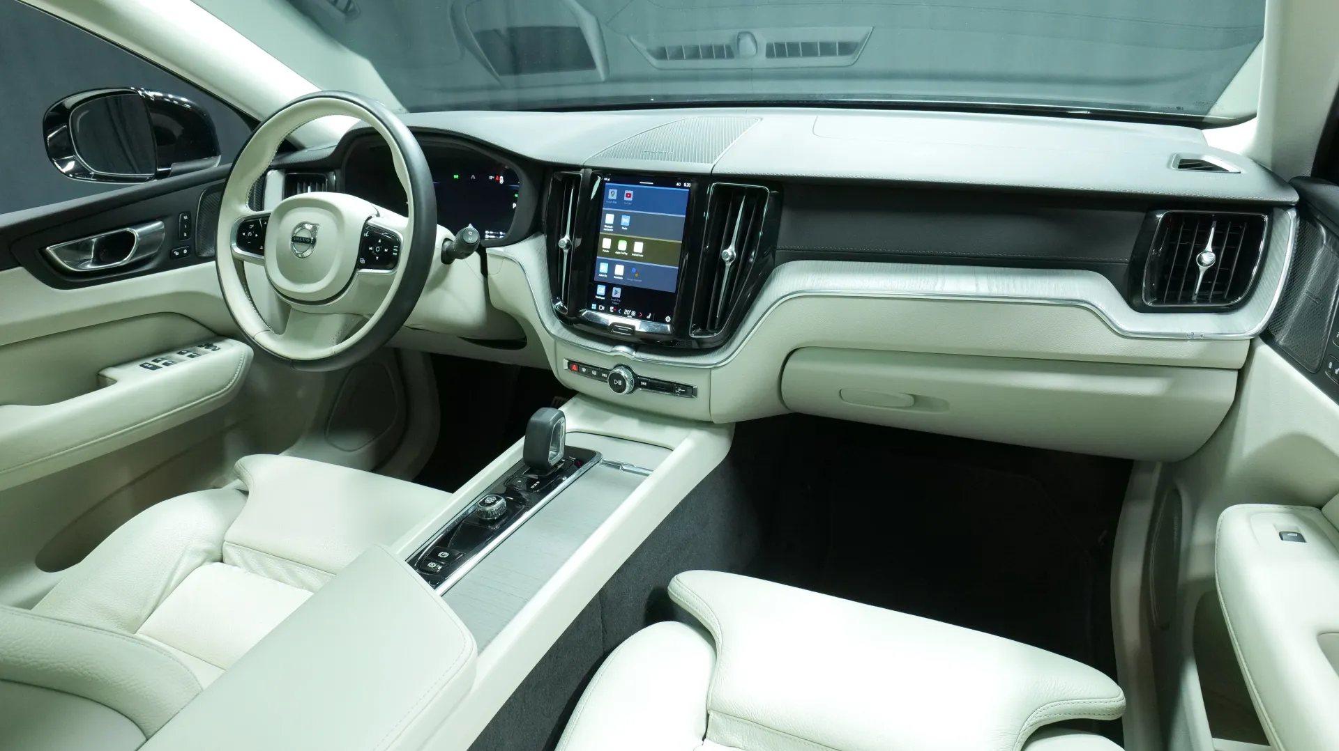 Autokuva 19 - KUX-712