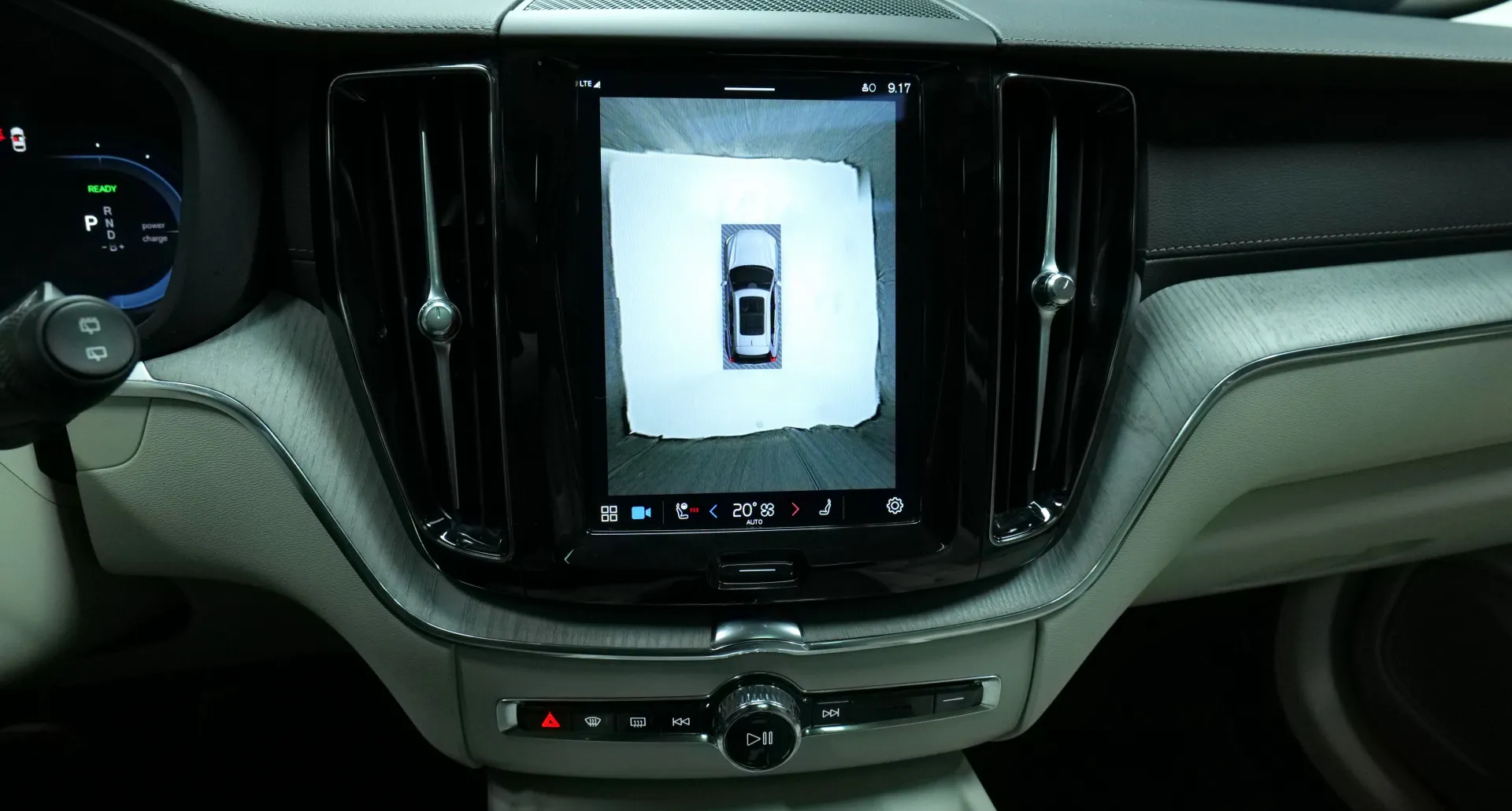 Autokuva 7 - KUX-712