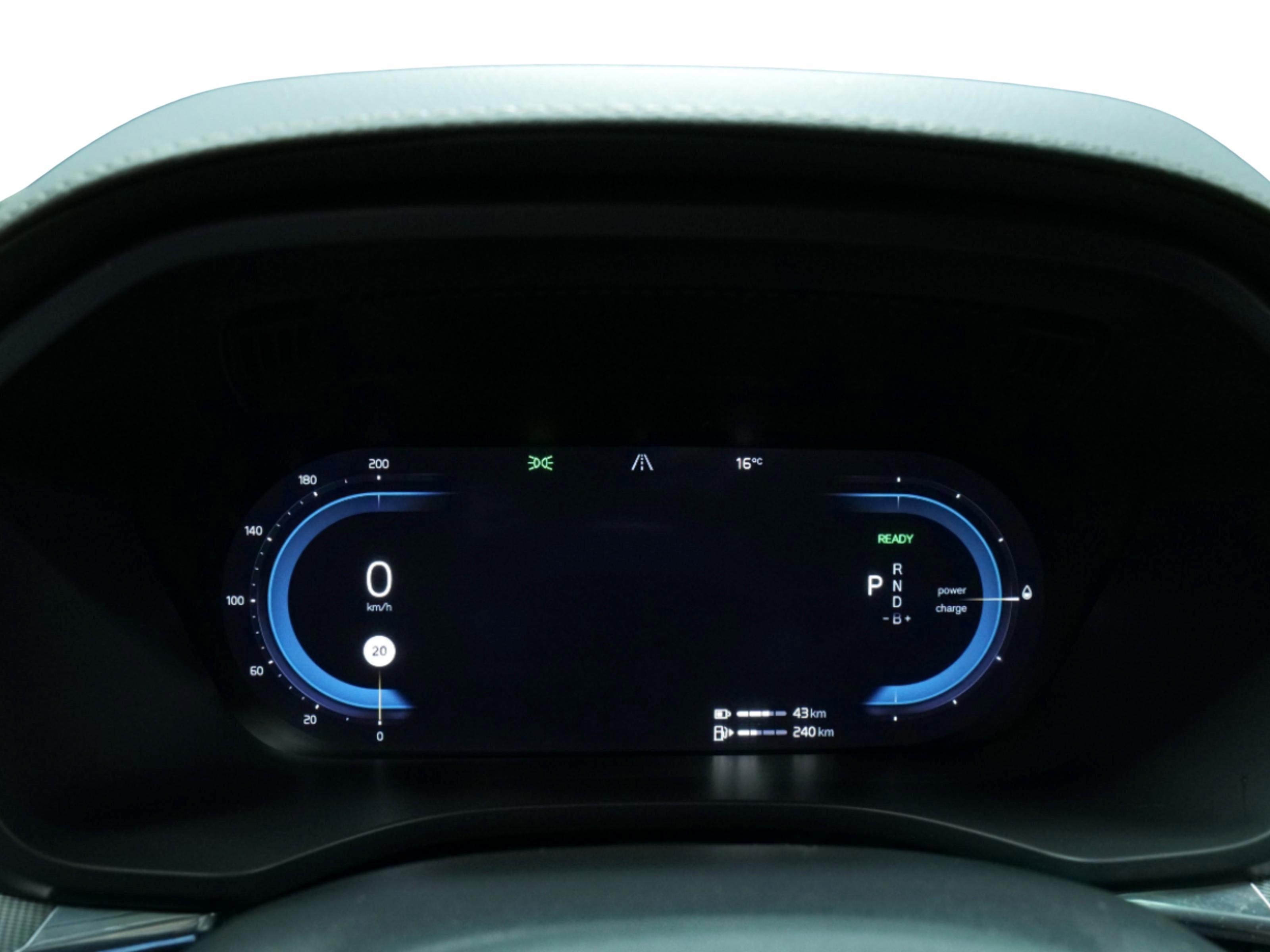 Volvo XC60 2023, photo 7/16