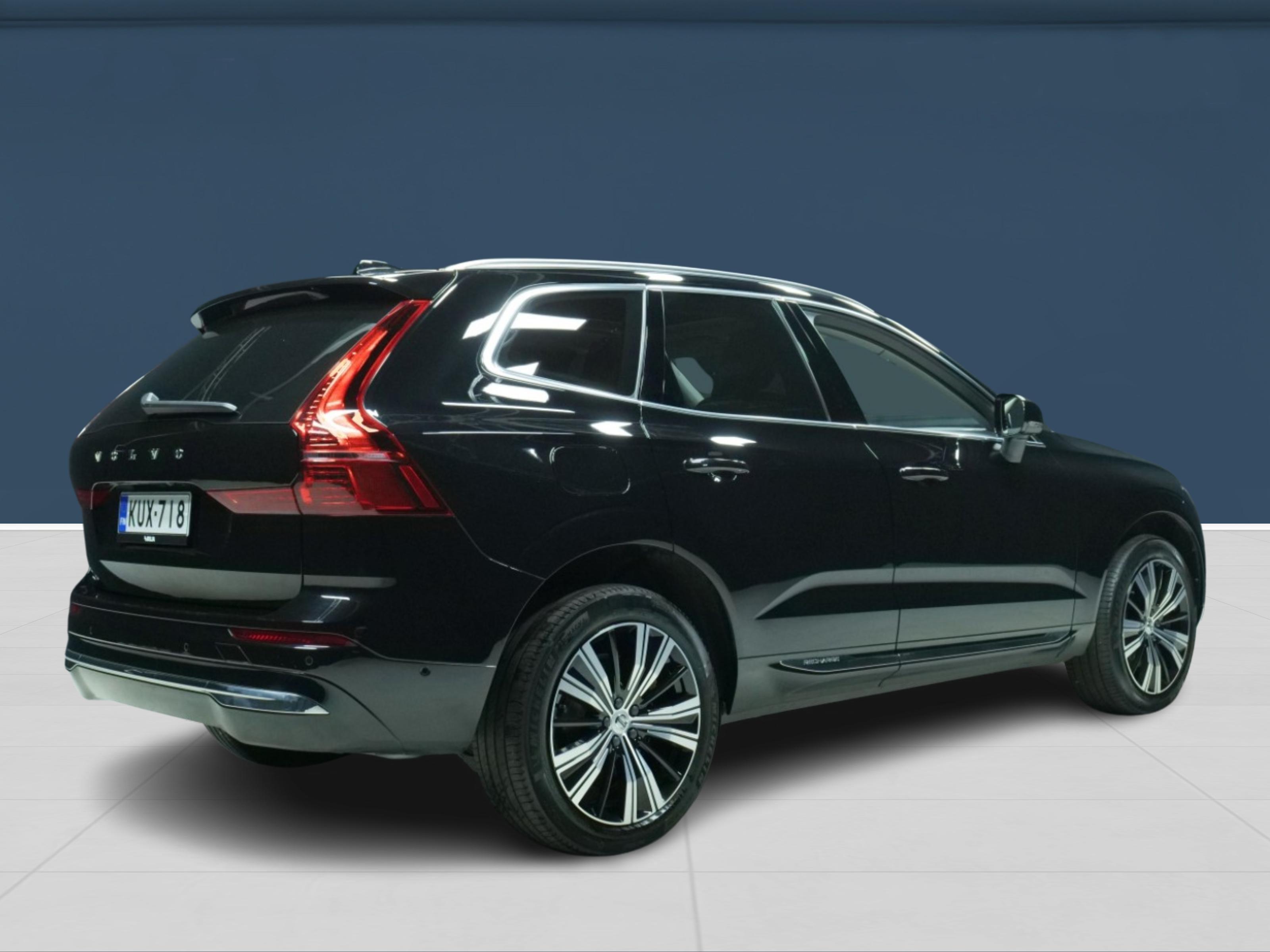 Volvo XC60 2023, photo 4/16