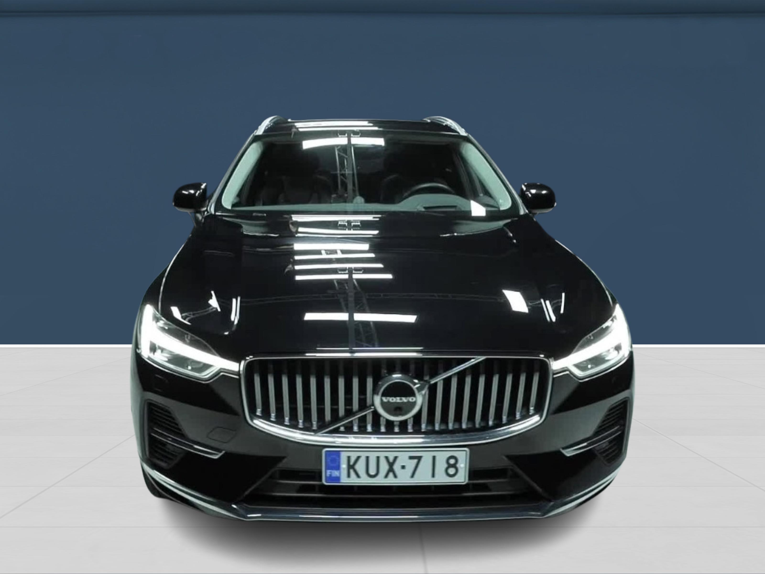 Volvo XC60 2023, photo 2/16