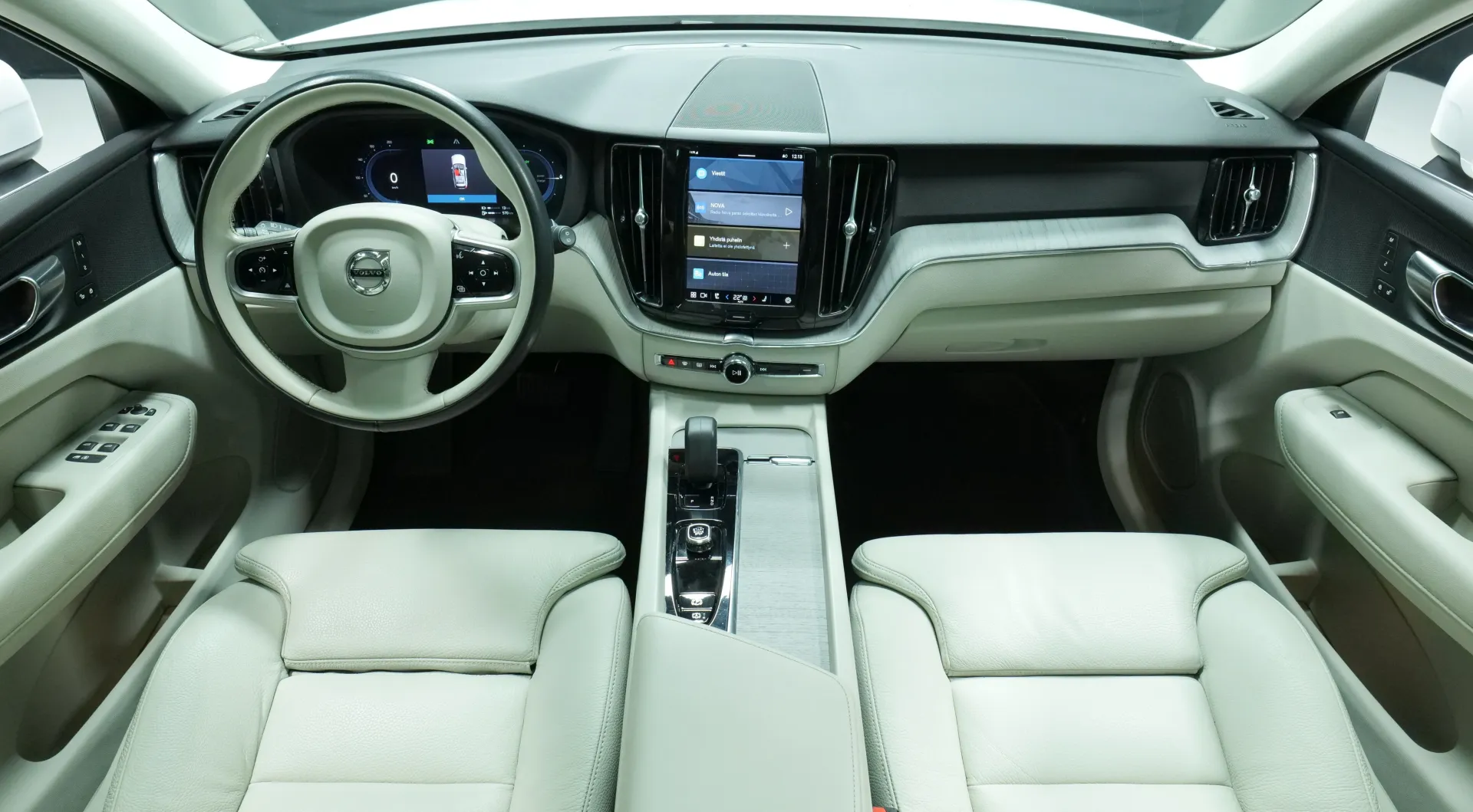 Autokuva 13 - KUX-724