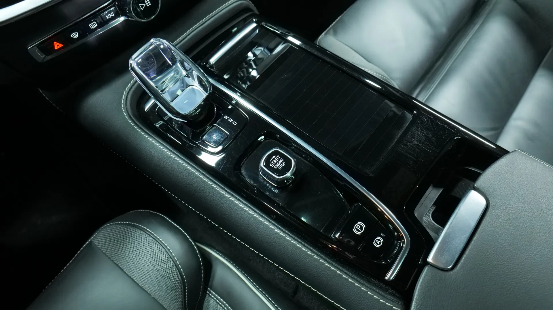 Autokuva 9 - KUZ-347