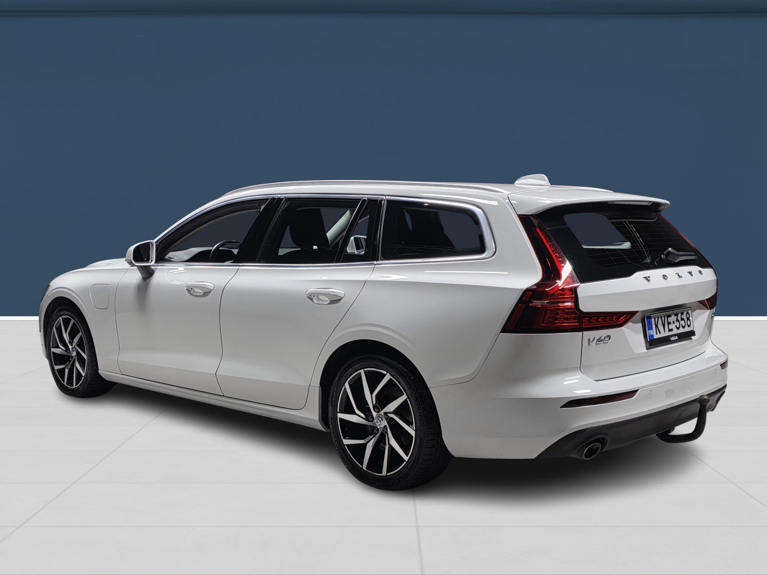 Volvo V60 2020, kuva 6/16