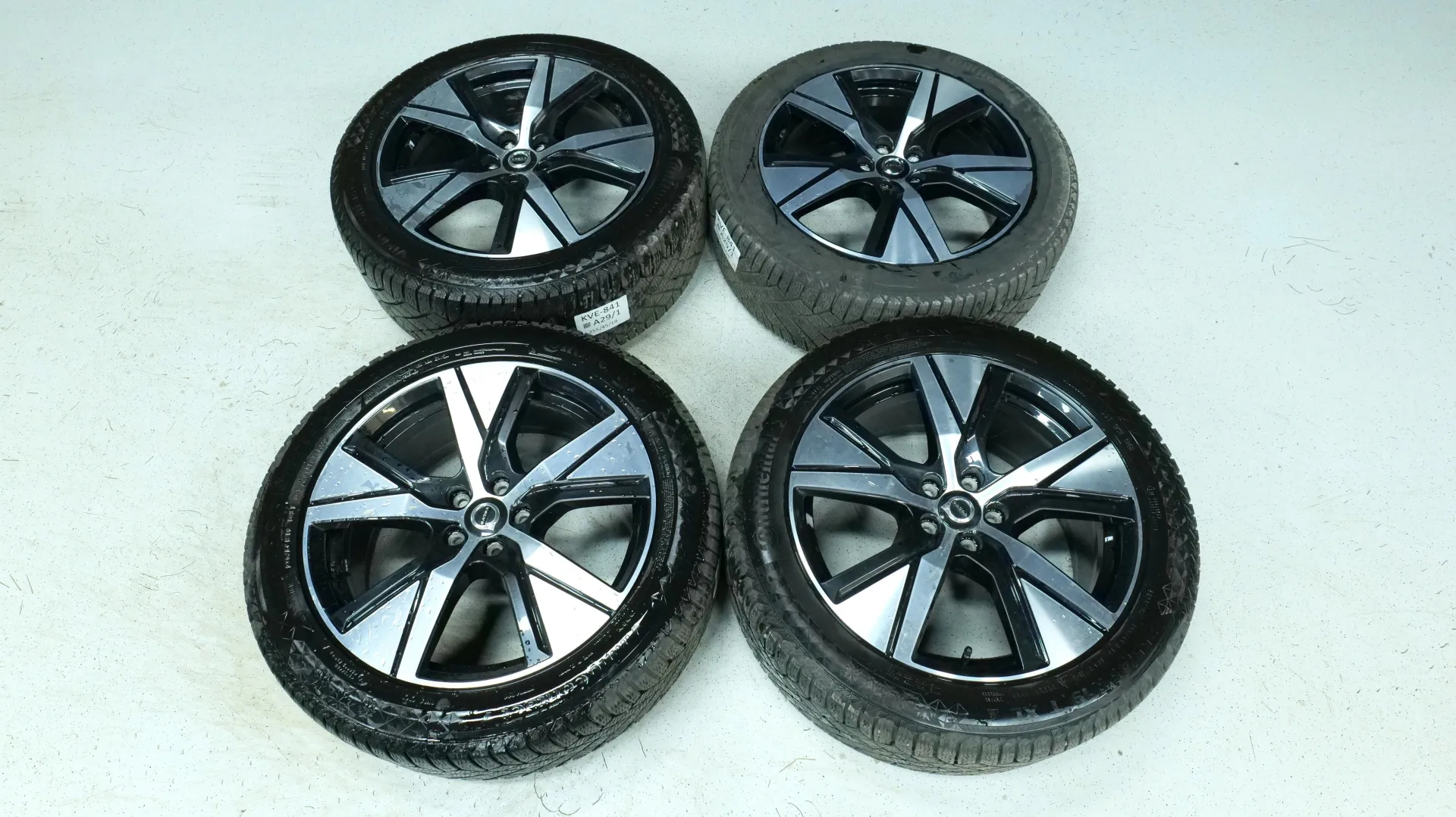 Autokuva 20 - KVE-841