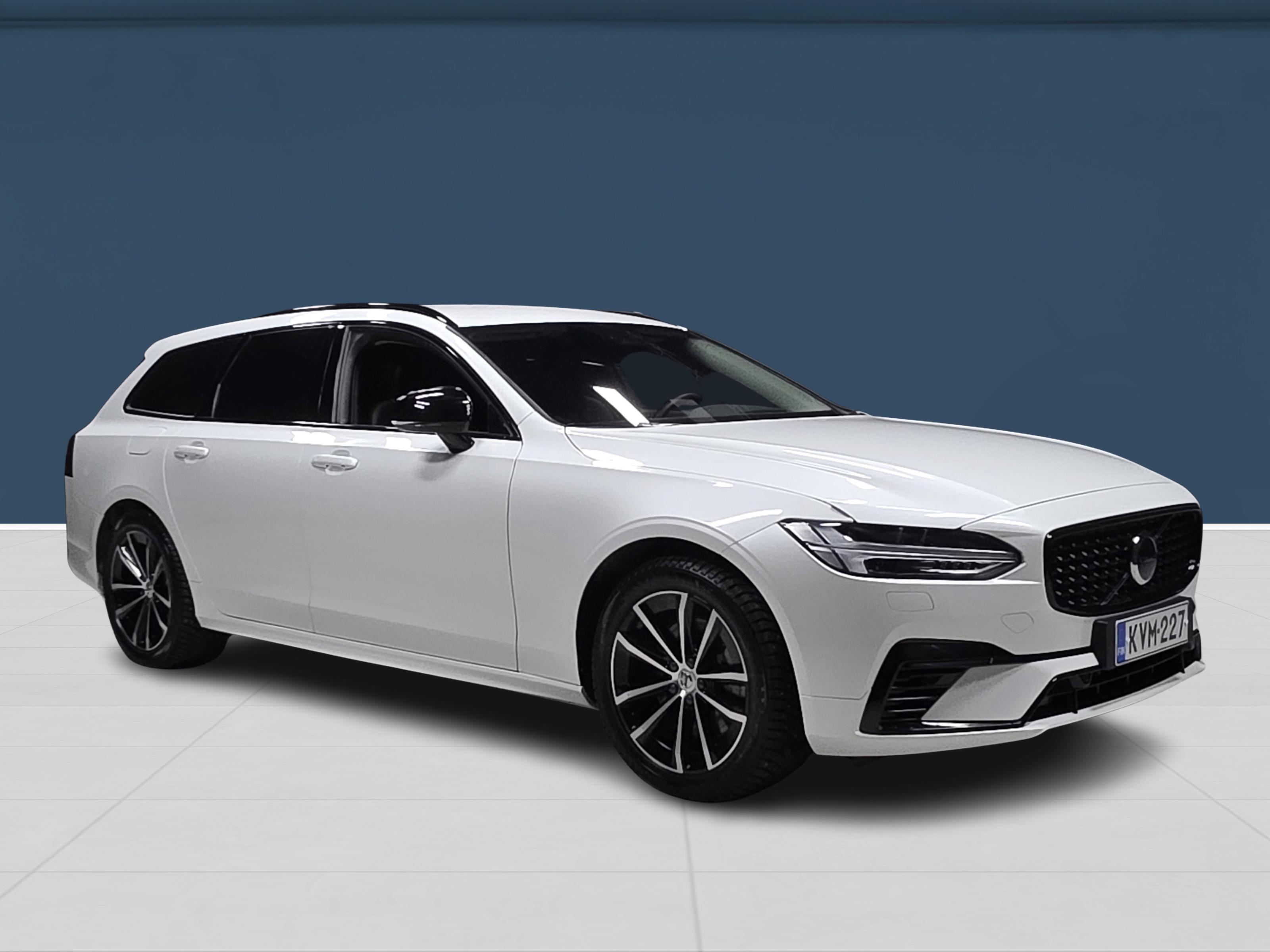 Volvo V90 2024, photo 3/17