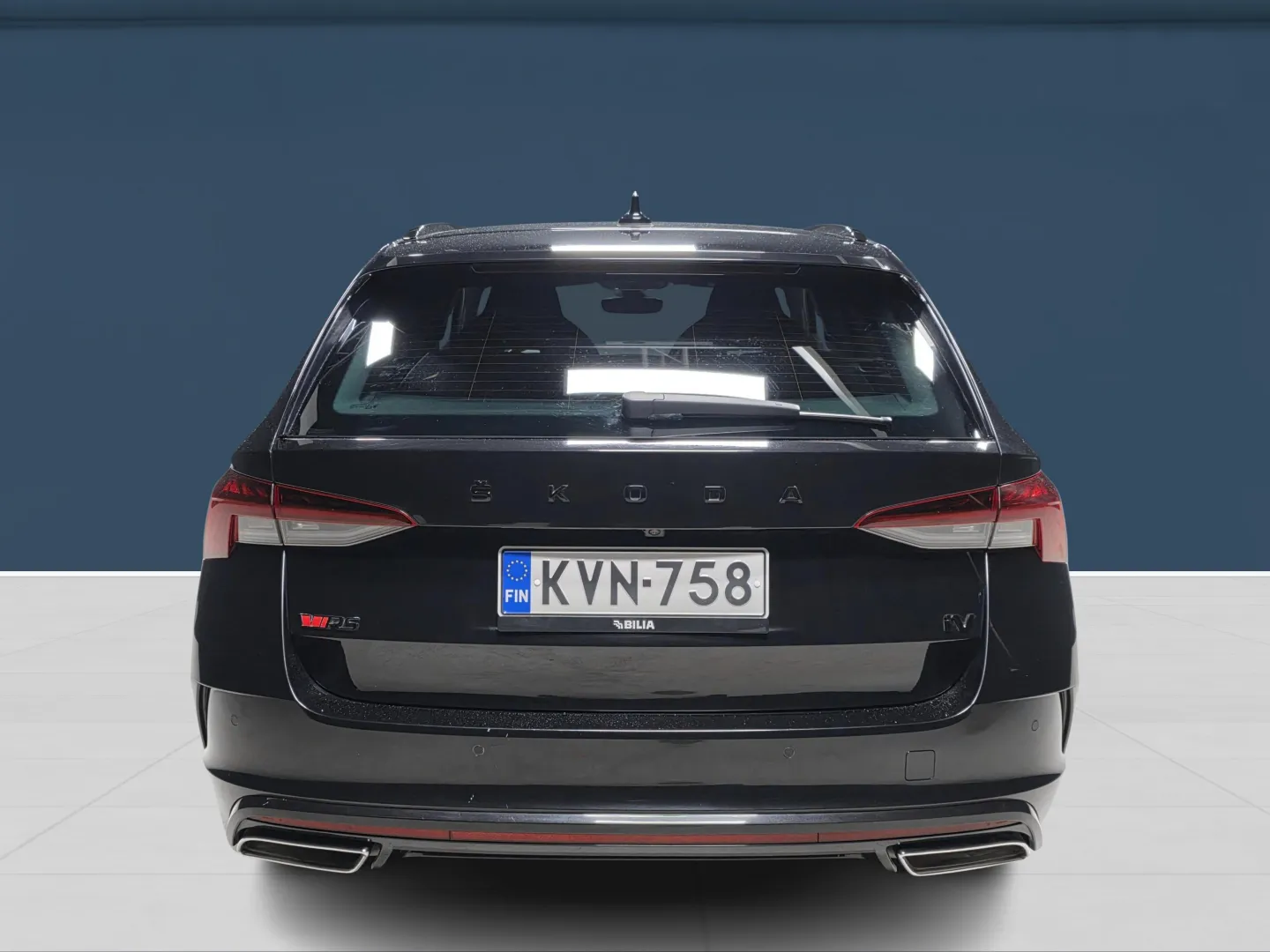 Autokuva 5 - KVN-758