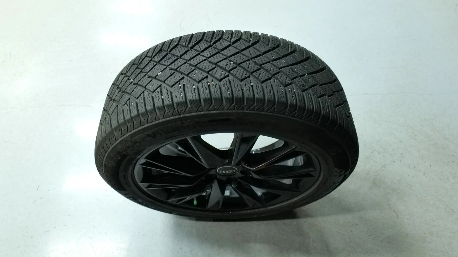 Autokuva 19 - KVP-385