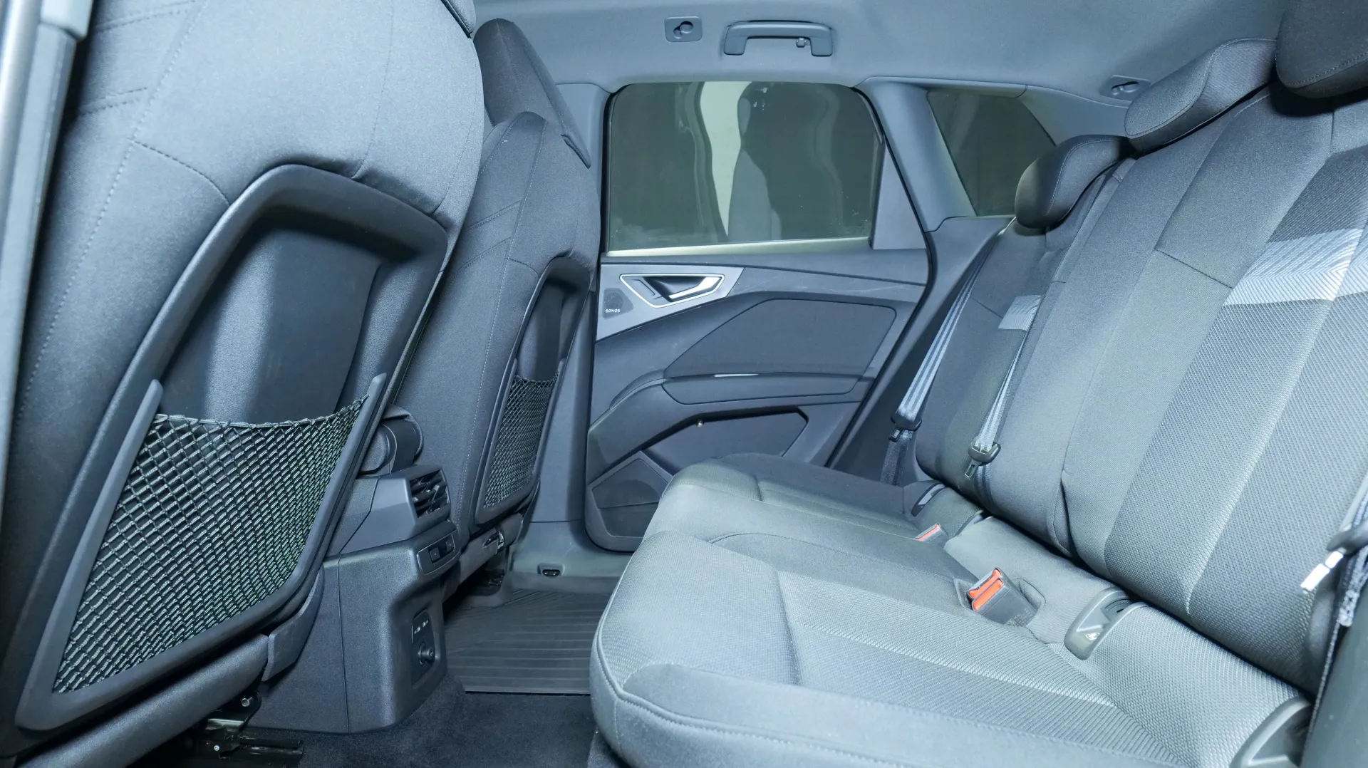 Autokuva 15 - KVP-385