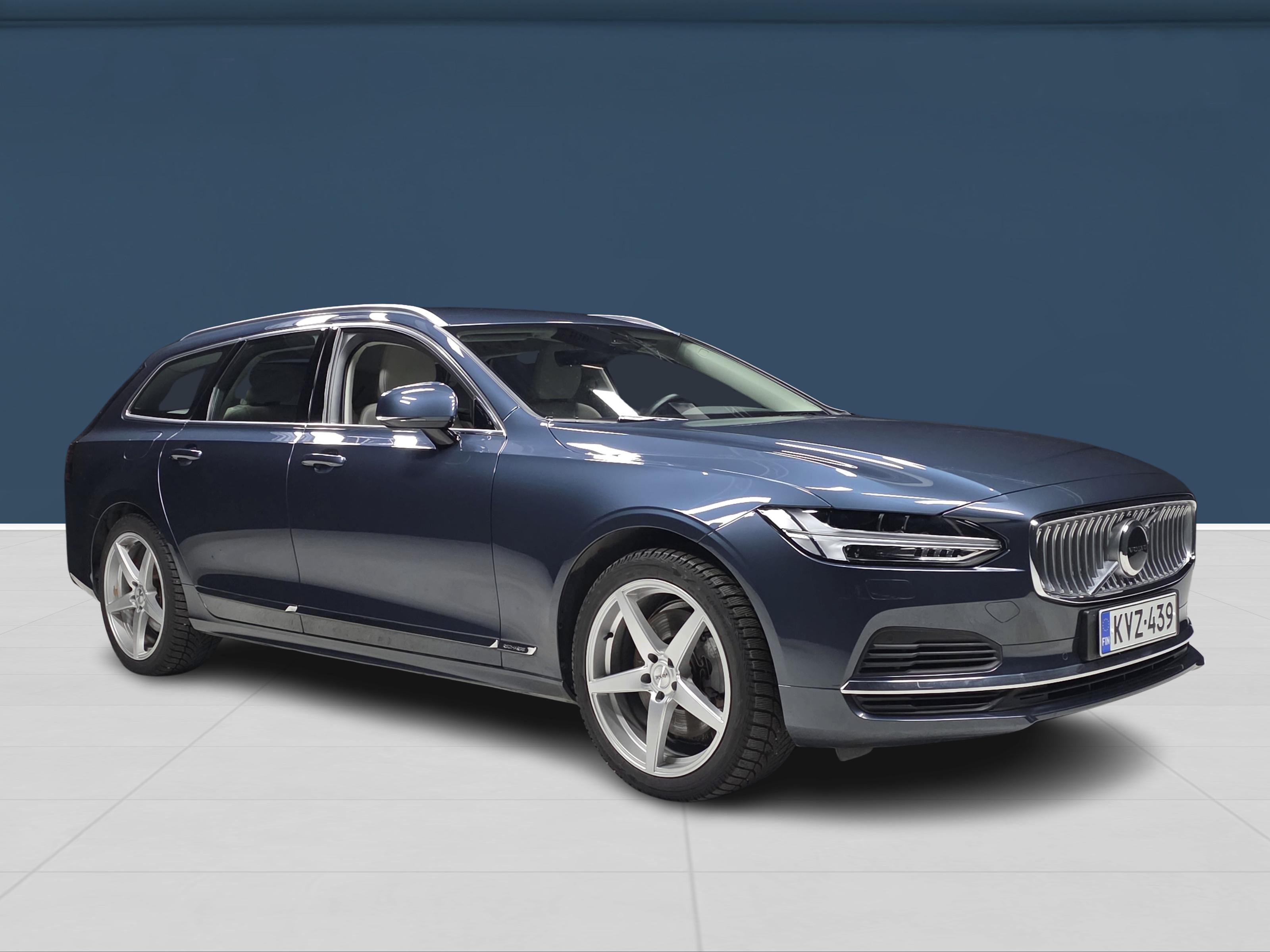 Volvo V90 2023, photo 3/16