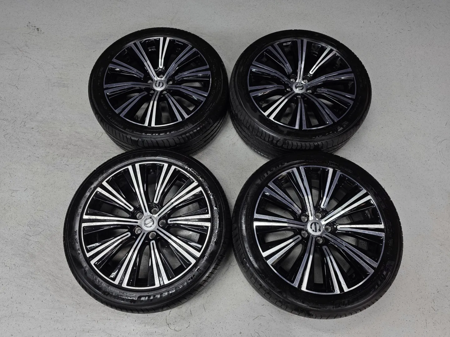 Autokuva 12 - KVZ-439