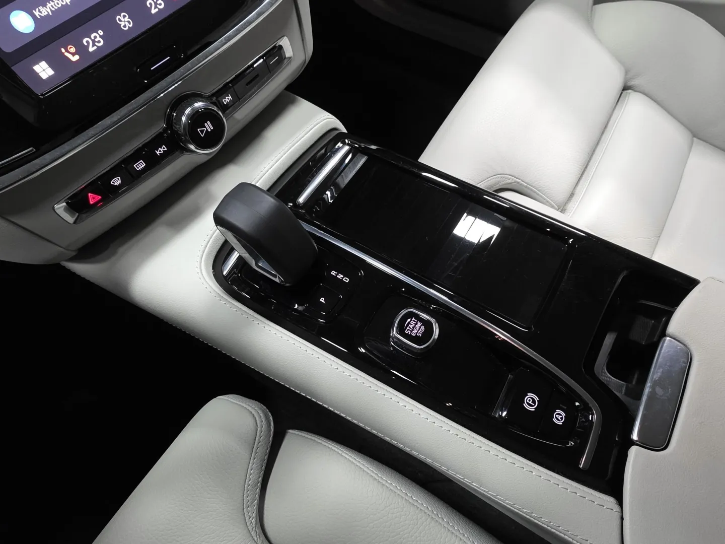 Autokuva 15 - KVZ-439