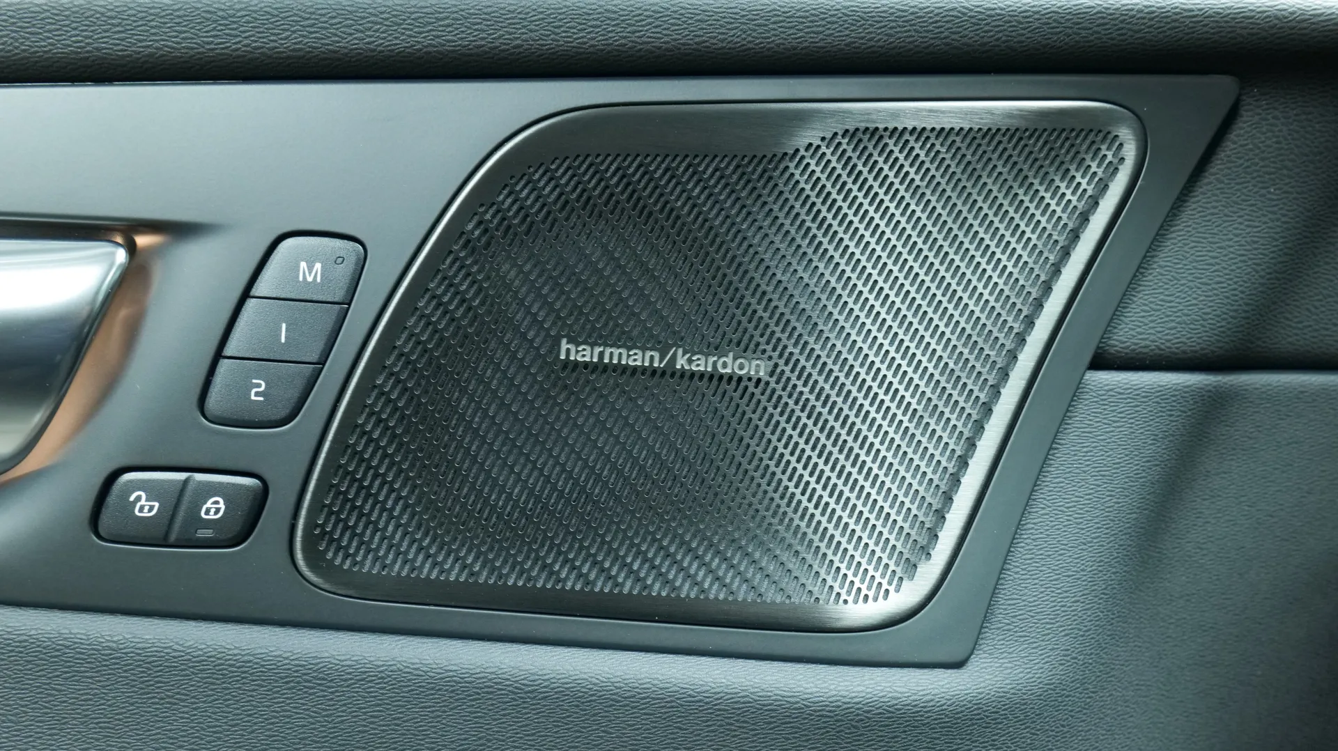 Autokuva 10 - KXB-248