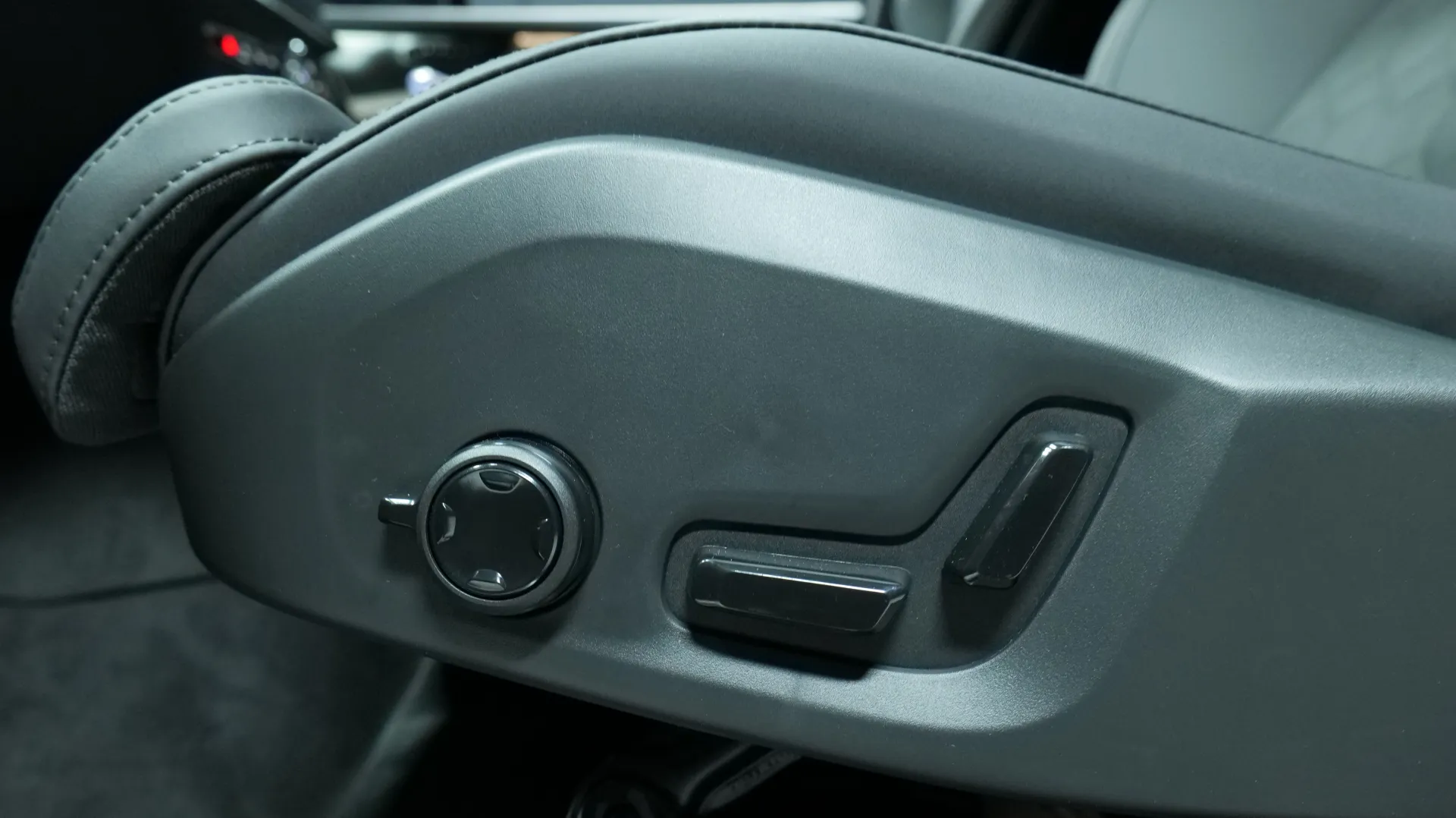 Autokuva 11 - KXC-121