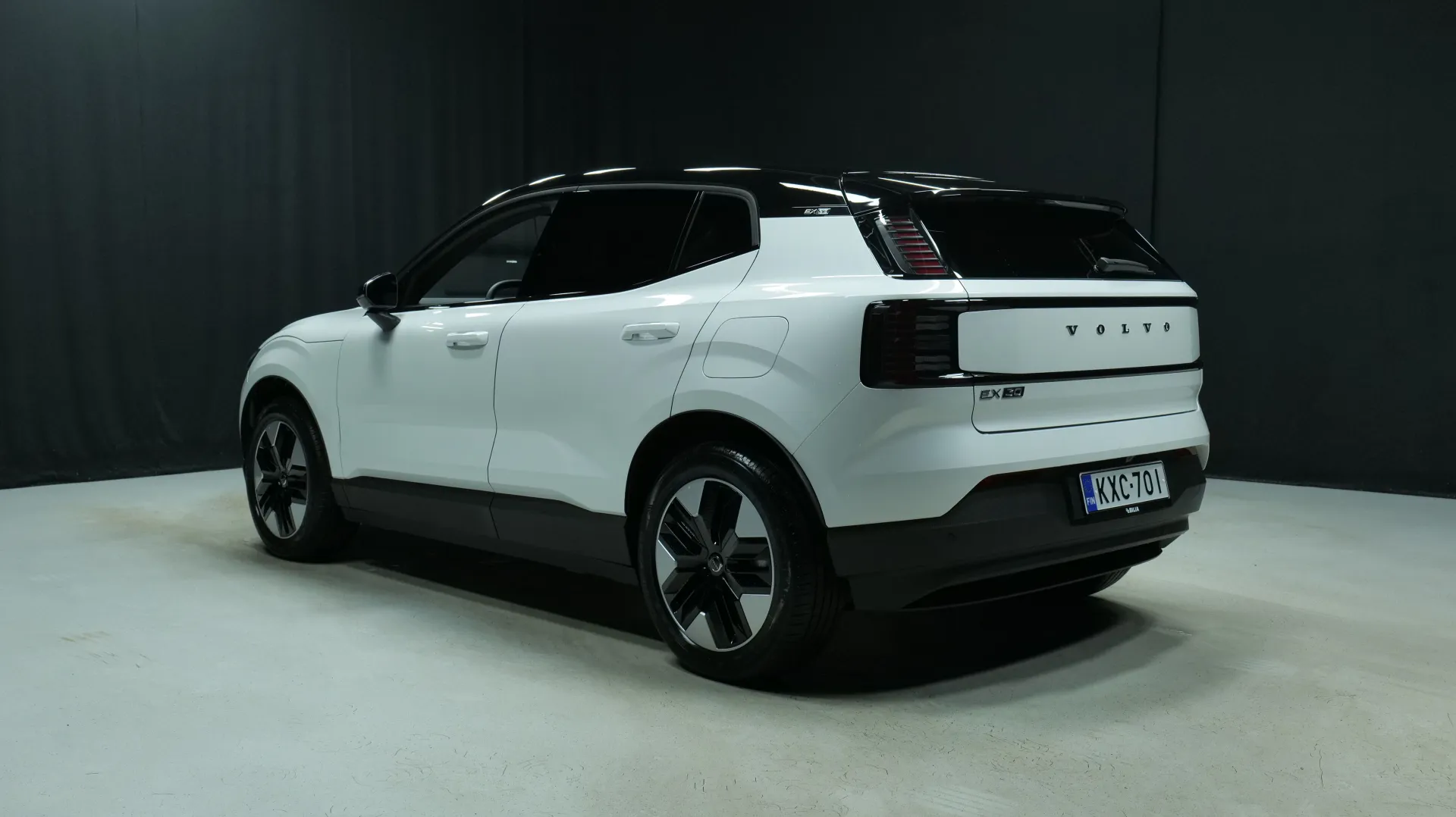 Autokuva 2 - KXC-701