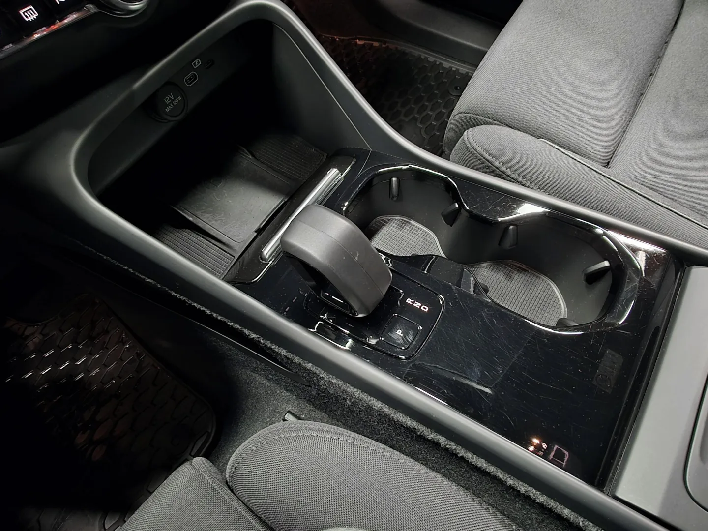 Autokuva 14 - KXE-734