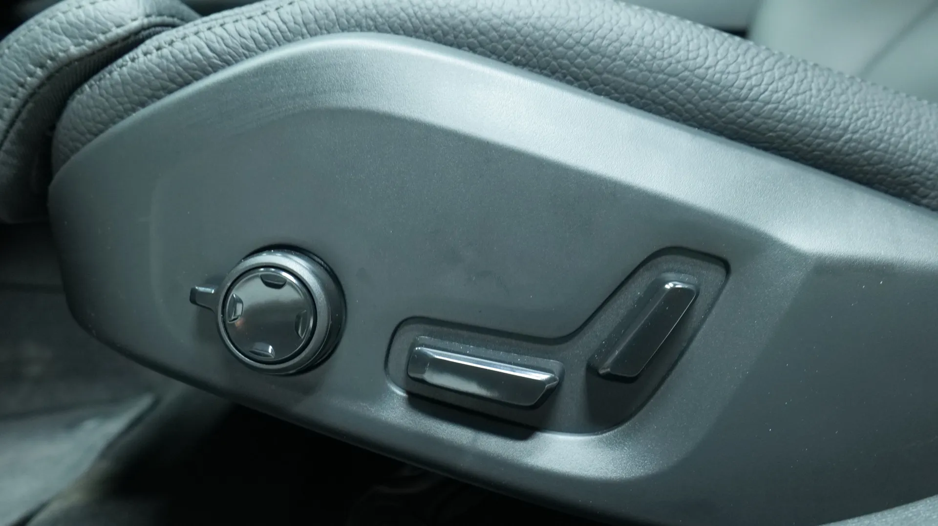 Autokuva 11 - KXH-516