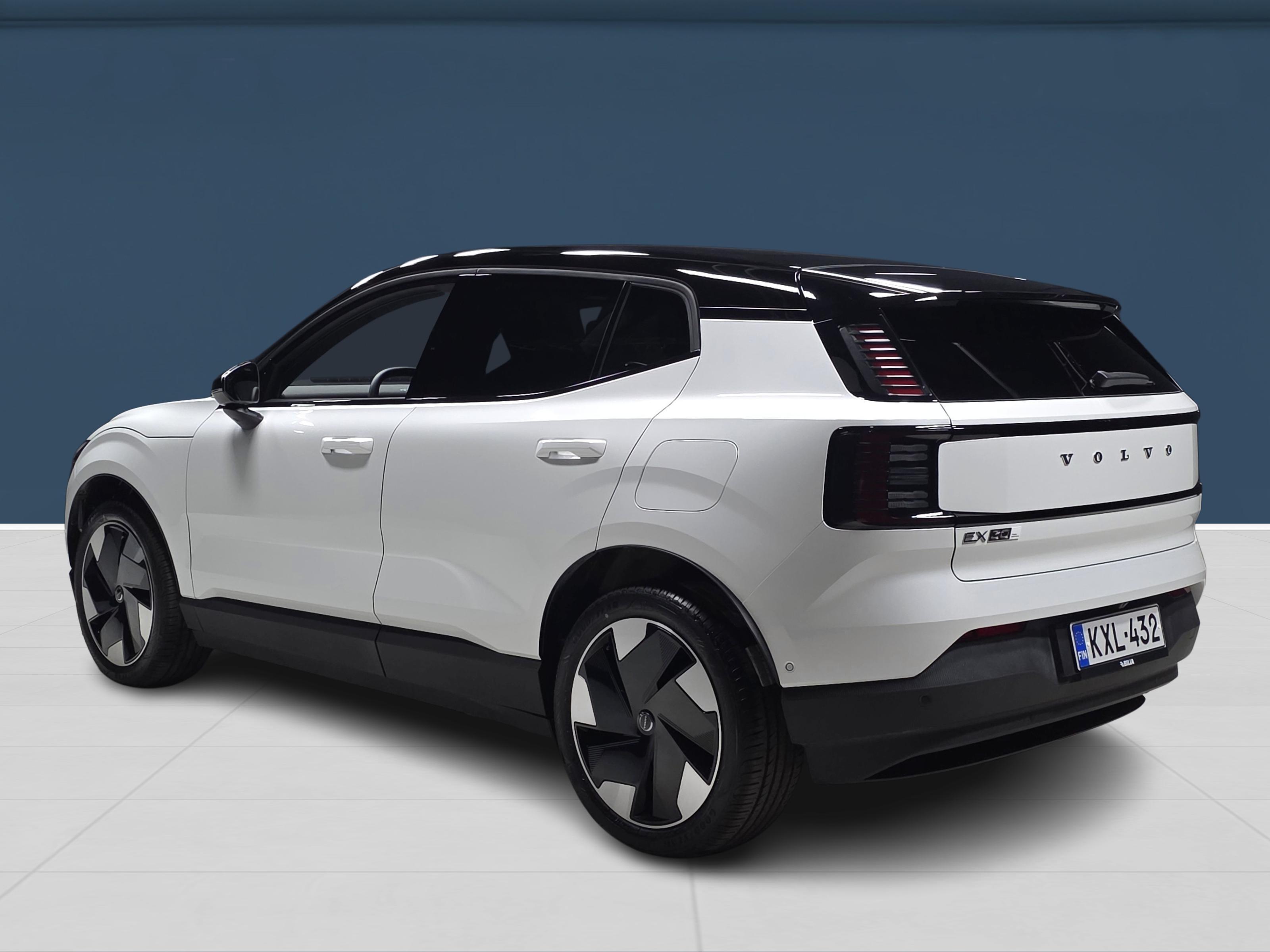 Volvo EX30 Twin Performance Ultra 2026, kuva 6/18